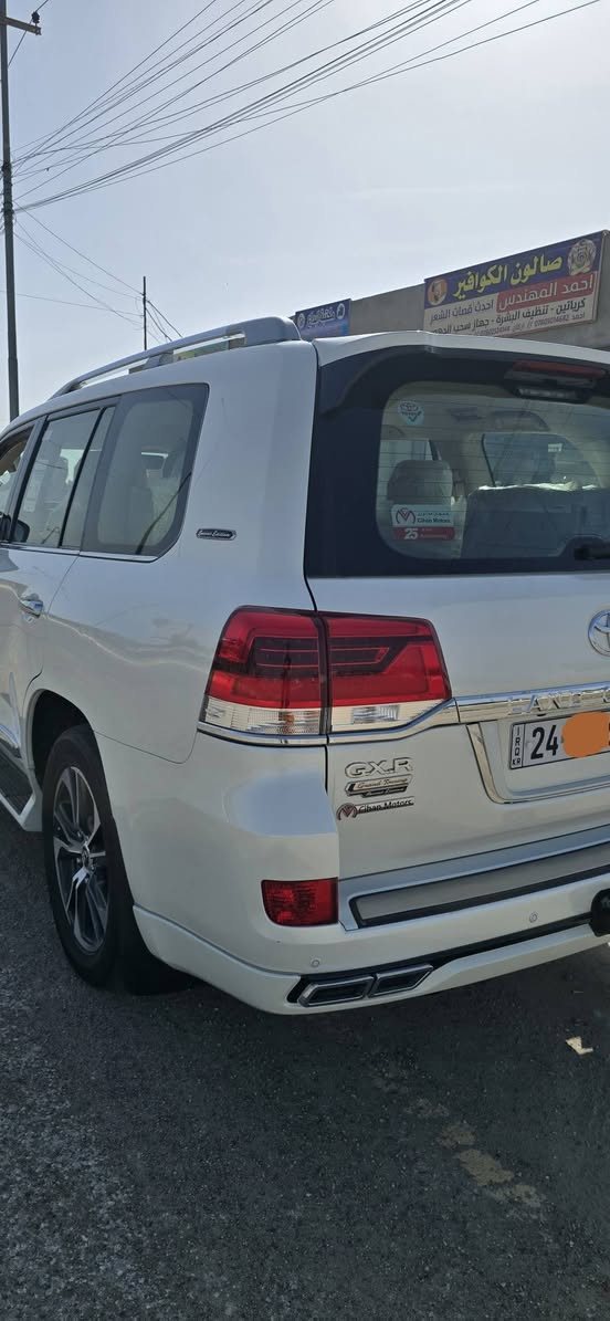 لاندكروز موديل ٢٠٢٠ فول  رقم دهوك تحويل مباشر محرك ٦ سلندر مكفوله عداد المشي موجود بالصور محرك كير مكفولات السعر ٥٢٥ ورقه دولار بيها مجال..مكانها..الرمادي..للاستفسار ***********
