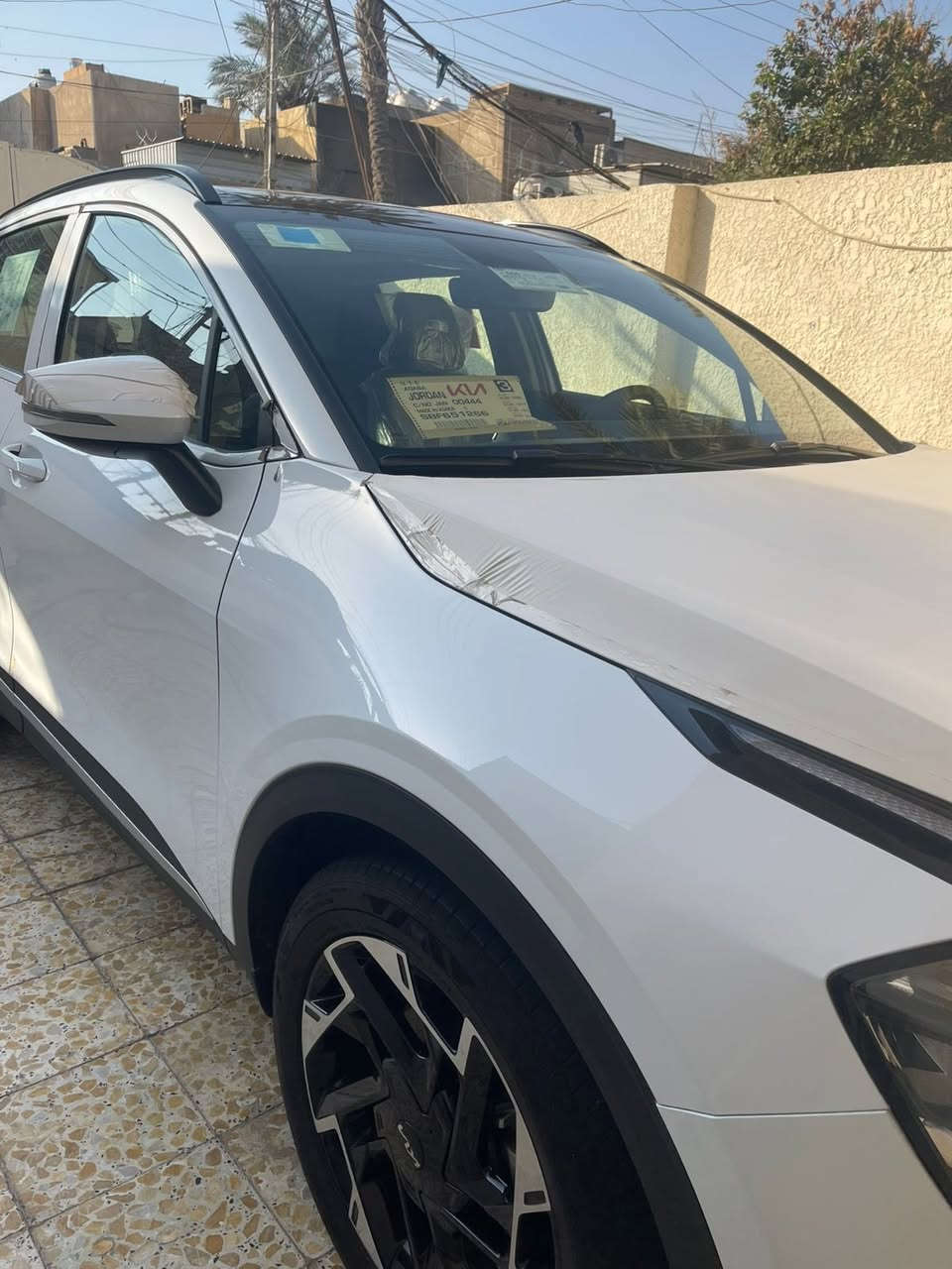 السلام عليكم….للبيع فقط
النوع :  سبورتج 2024 

⏺️ السعر :235
مرقم اربيل
بأسمي شخصيا 
مكفوله 
المواصفات 
:بنراما 
:صندوك كهرباء 
:شركه نم بل ضمان بعدها
 : خليجي 
 : زيرو ماشية 6الف
 : الموديل 2024
 : سعة المحرك 2.0L 
 : مرتبط بناقل حركة أوتو 6 نمر 
 :  عدد 2ايرباك
:  حساسات أمامية + خلفي
: لايت زينون + LED 
 : ويل كب 19
 : 4 دسك
: اريل نفكيشن
: مفتاح التشغيل بصمة 
: تشغيل عن بعد 
 : بصمة دخول الابواب 
: دشبول شاشة 
 :شاشة Apple Car play
 :كاميرا خلفيه دواره
 :الانارة الداخلية شمسي 
 :المقاعد مخمل لون بيجي  
:حركة المقاعد الأمامية كهرباء
 :تدفئة المقاعد الأمامية 
 :تدفئة المقود 
 :تتسع المقصورة ل 5 ركاب 
:مثبت السرعة Cruise
 :المودات والأوامر الصوتية
:أوضاع القيادة  Drive Mode
 :فحص أنظمة السيارة 
 : حساسات اطارات 
 : شفتات مقود: 
 : قطعتين تبريد
: هاند بريك بصمة 
 : ا ABS
: ا Auto Hold    أوتو هولد
: ا ISO Fex        ايزو فكس
: نظام مانع الانزلاق
 : نظام نزول المنحدرات
: النقطة العمياء 
 : اشارة في المرايا الجانبية
 : مخرج منفذ الطاقة 
 : ا  Bluetooth / USB
 :  شاحن هاتف Wairlees
العنوان بغداد الشعب 
☎️ ***********
