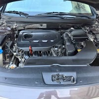 سوناتا ١٦ وارد امريكي كلين فقط بارد بهلال الجاملغ وصورته بمريكه موجوده...