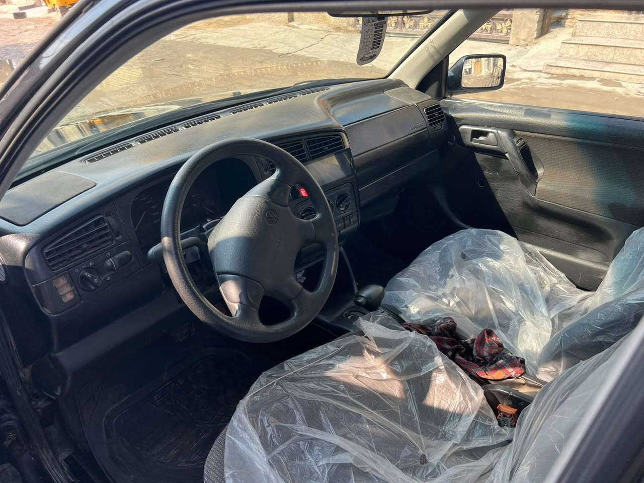 فولكس واكن جولف موديل 94 مصبوغة عام للجمالية كير اوتوماتيك مكينة تبريد خير من الله ب45 وبيها مجال
قليل


**إذا كنت صاحب هذا الإعلان وتريد حذفه لأي سبب، رجاءا أرسل رسالة إلى الدعم الفني**