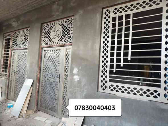 حدادة متنقله 
لعمل البيبان والشبابيك وعمل السقائف السندويج وسقائف الجينكو وعمل محجرات الدرج والديكورات 
وصيانة الابواب القديمه 
وصبغ جميع انواع الحديد 

حدادة متنقله 
اجيك لباب البيت 
التواصل 
***********
ابو عباس الحداد السماوا
