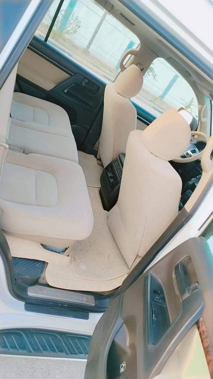 رندكروس 2009 مكفوله فول مواصفات سنويه الى27 مكينه وكير جدد تخم تاير جديد سياره جهازه سلايت قماره
سعر280
***********
