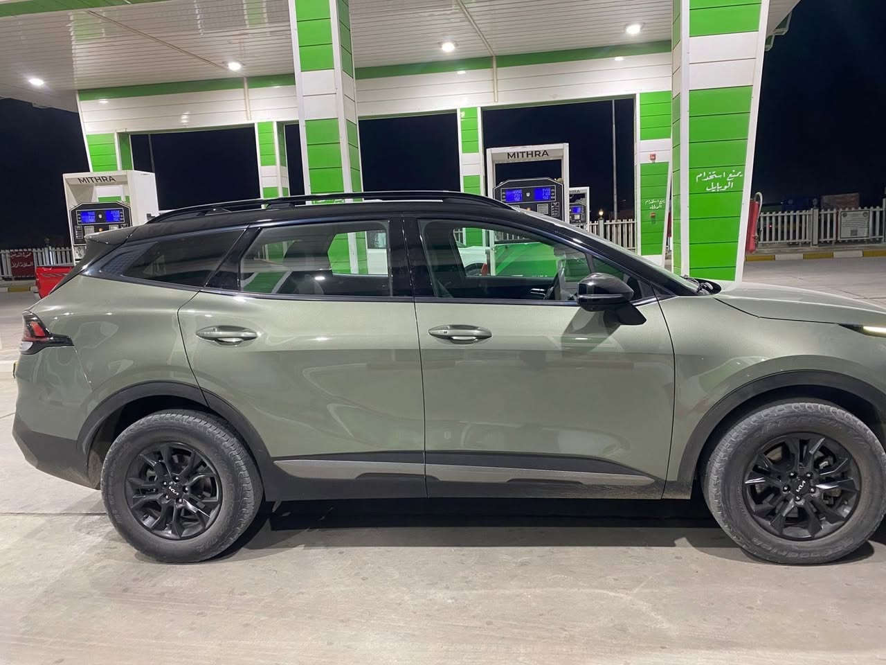 كيا سبورتج موديل 2023 برستيج امريكي فول فول مواصفات بصمة بانوراما فتحة
2023 kia sportage-prestige

 اعلى فئة برستيج بانوراما

سيارة جديدة

وارد امريكي حادث موضح بلصوره  

مواصفاتها :-

gdi 2500 1. محرك

2. كير 8 نمر

3. ماشية km 31 كيلو

4. بانوراما

5 كامرات محطيه

5. بصمة : تشغيل - ابواب - صندوك

6. صندوك كهرباء

كشنات تدفئه و تبريد

7. شاشة كبيرة على طول الدشبول دجتل كامل

8. كيجات الكترونية متغيرة حسب الوضعيات

9. انظمة القيادة : سبورت - سمارت - نورمال

10. كشنات جلد رصاصي

11. كراسي كهرباء فول تحكم مع كشن ميموري

12. اضواء ترحيب عند الاقتراب مع ترحيب داخلي عند الصعود او المغادرة

13. شحن وايرليس

14. منافذ تايب سي عدد 3 مع 2 في الكشنات ومنفذ يو اس بي ومنفذ جداحة

15. هاند بريك بصمة

16. اوتو هولد

17. كاميرات عدد 5 بزاوية 360 مع كاميرات بالاشارات الجانبية مع وضعيات مختلفة للكاميرات

18. فول رادارات امامية وخلفية وجانبية

19. تحديد مسار ذكي

20. قيادة أليه ذكية

21. نقطة عمياء

22. كروز سرعه

23. تبريد وتدفئة كشنات مع تدفئة ستيرن

24. سستم صوت هارمان كاردون

26. خزن كشن سائق ميموري وضعيتان

27 وضعيه تغير صوت المحرك

28. اشاير بالمري

29. تشغيل عن بعد

30. شاشة لمس متغيرة لتحكم الميديا او لتبريد

31. ستيرن فول تحكمات
32 رقم الهاتف متواجد واتس واتصال 
***********

السياره مواصفات فول 1/1

للبيع فقط بدوون مراوس

السعر 18,000$   وبيها مجال للشراي 

المكان بغداد
