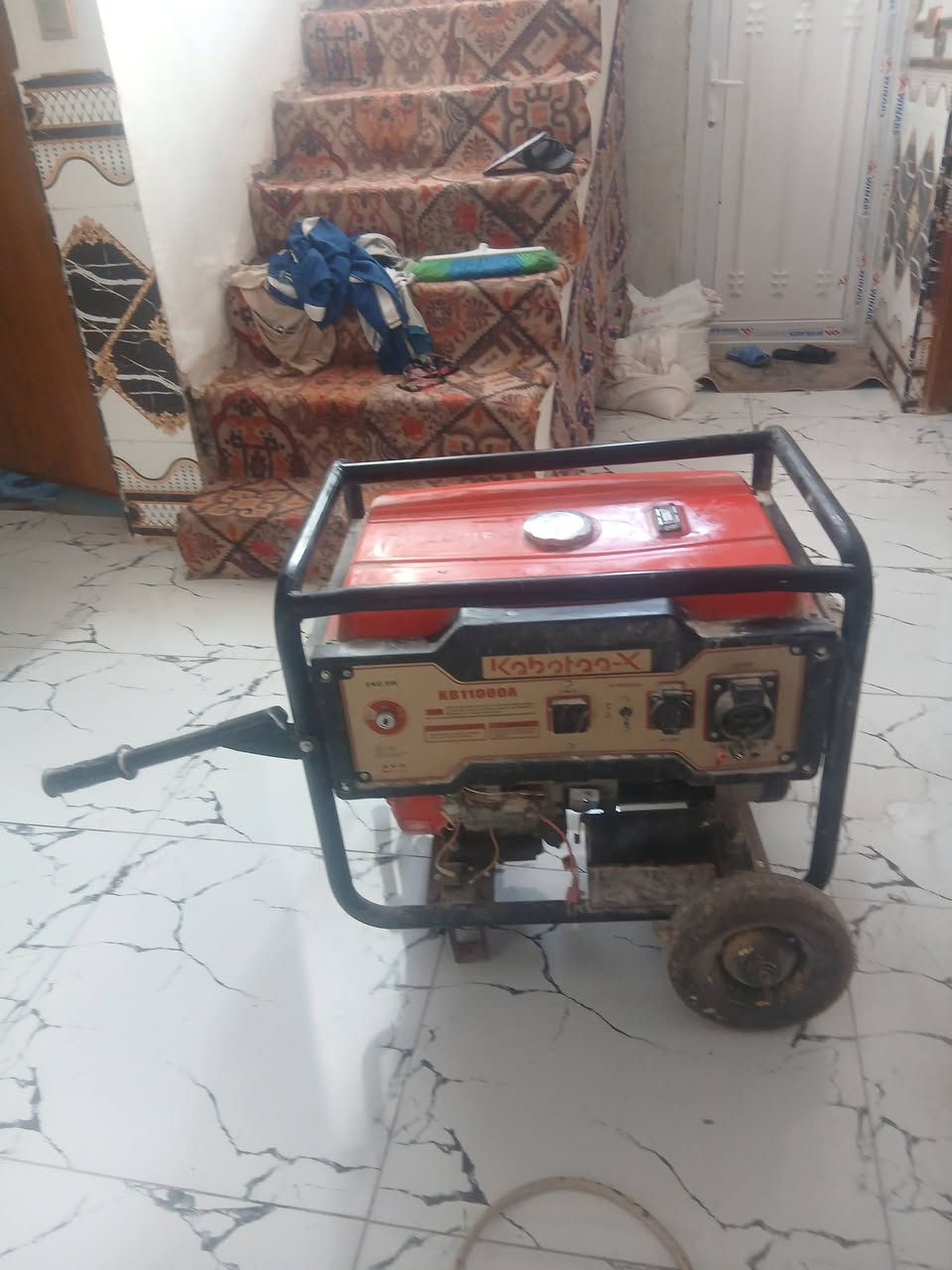 مولده 35نبير بانزين جديده عوزهه بس باتري  تشتغل سويج شوفت عينك سعرهه 400


**إذا كنت صاحب هذا الإعلان وتريد حذفه لأي سبب، رجاءا أرسل رسالة إلى الدعم الفني**