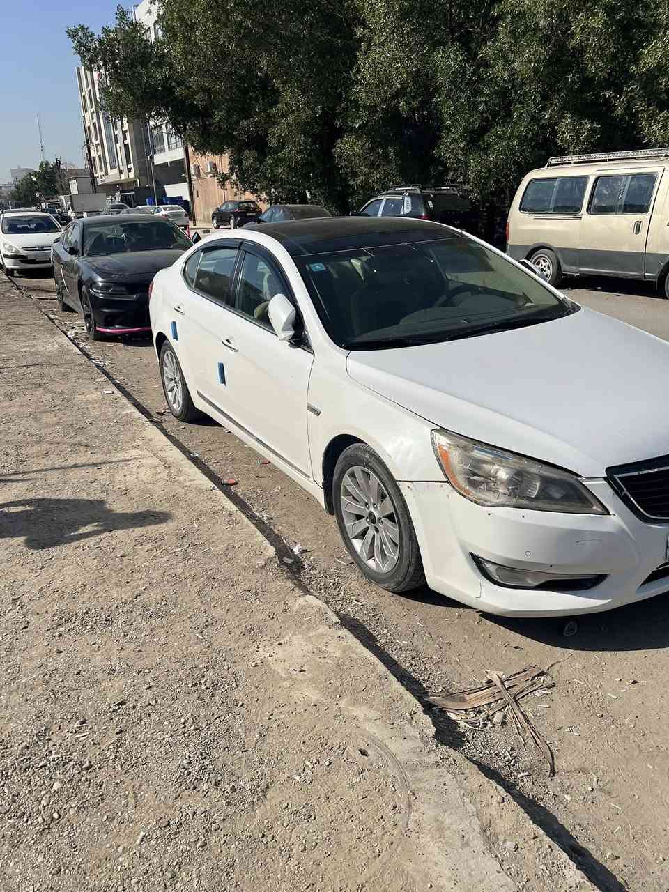 السلام عليكم كاتنزا 2011
خليجي فول مواصفات حادث جاملغين  نضيفة عوزهة ملاحضات 
سعر  115 بيهة مجال 
العنوان : بغداد الغدير 
***********
