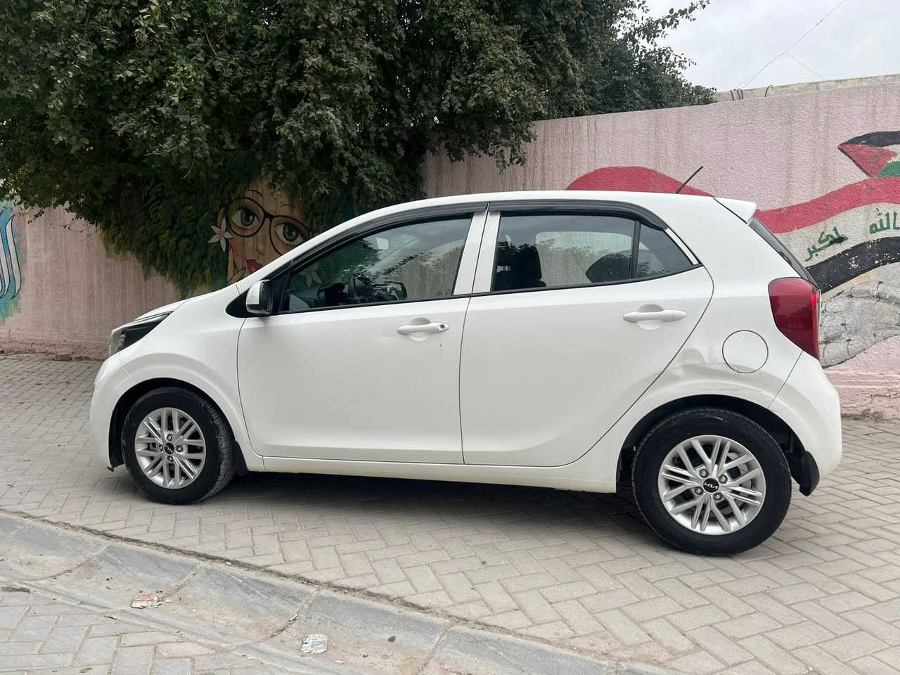 كيا بيكانتو 2023
خليجي
بدون صبغ
محرك 1250
لون ابيض 
مقاعد قماش 
جام كهرباء
سنتر لوك
تحكم ستيرن
كاميرا خلفية دوارة 
عداد 32900
السعر 128$
***********
