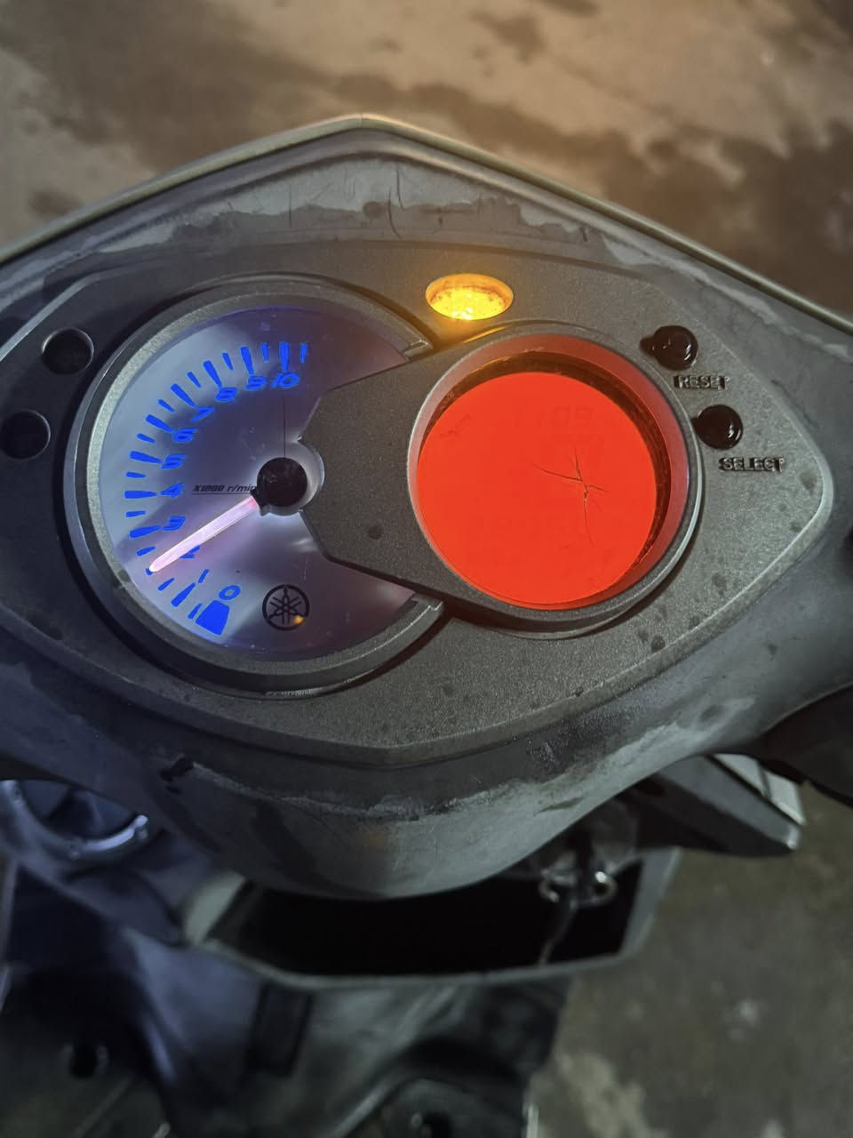 سلام عليكم دراحه سكنس فحل دراجه خير من الله مكينه بلاديه ما مفتوحه كهربائيات كله شغاله مكينه ناعمه شلعه معدل كفاله جيب فيتر وتعال افحص عنوان الحسينيه مال راشديه رقم***********وتساب ول سعر خاص متواجد هم
