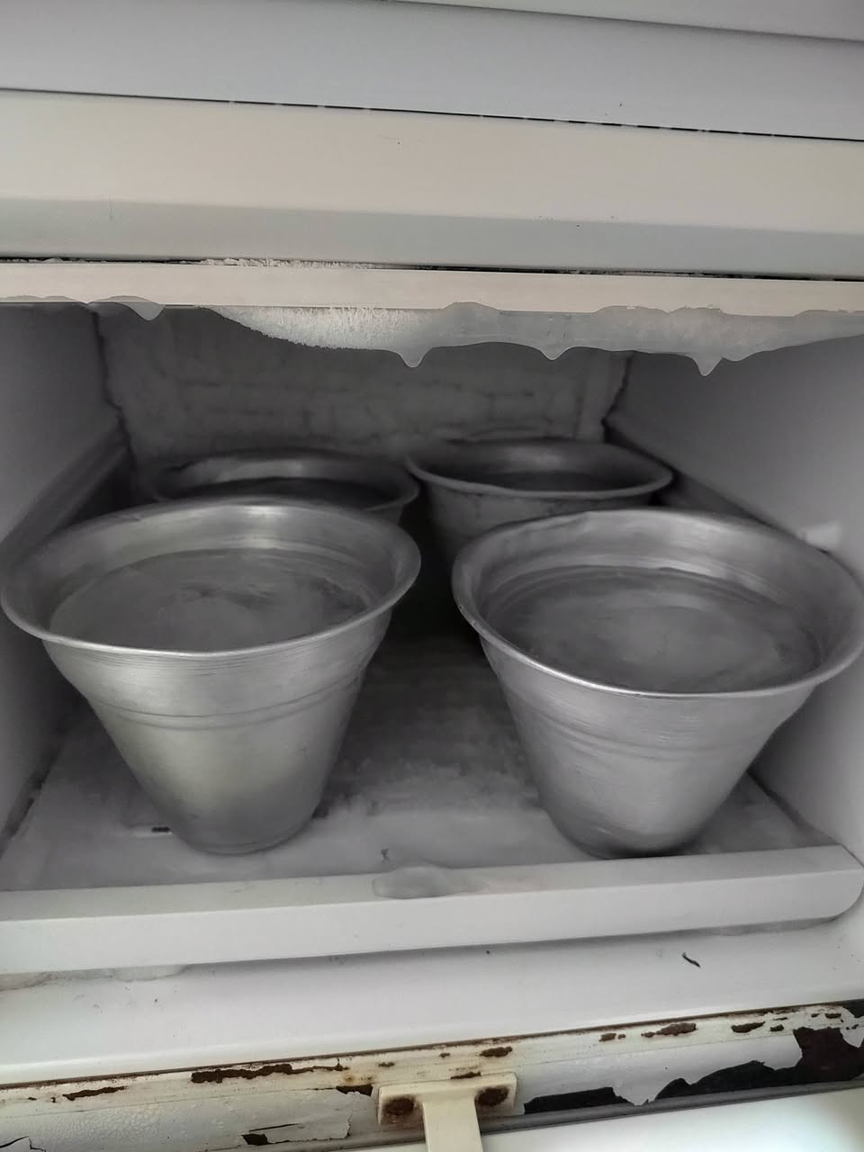 ثلاجه للبيع شرط التجميد  حيانيه شارع السيد. سعر  75


**إذا كنت صاحب هذا الإعلان وتريد حذفه لأي سبب، رجاءا أرسل رسالة إلى الدعم الفني**