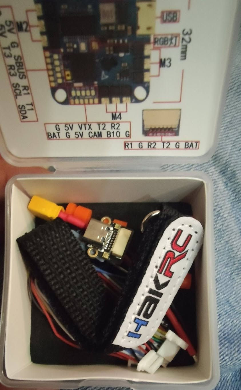 وحدة تحكم طيران HAKRC F411 40A AIO – تدعم 2–6S، مع معالج STM32F411، ESC بقوة 40A BLHeli_S، تركيب 25.5 مم


**إذا كنت صاحب هذا الإعلان وتريد حذفه لأي سبب، رجاءا أرسل رسالة إلى الدعم الفني**