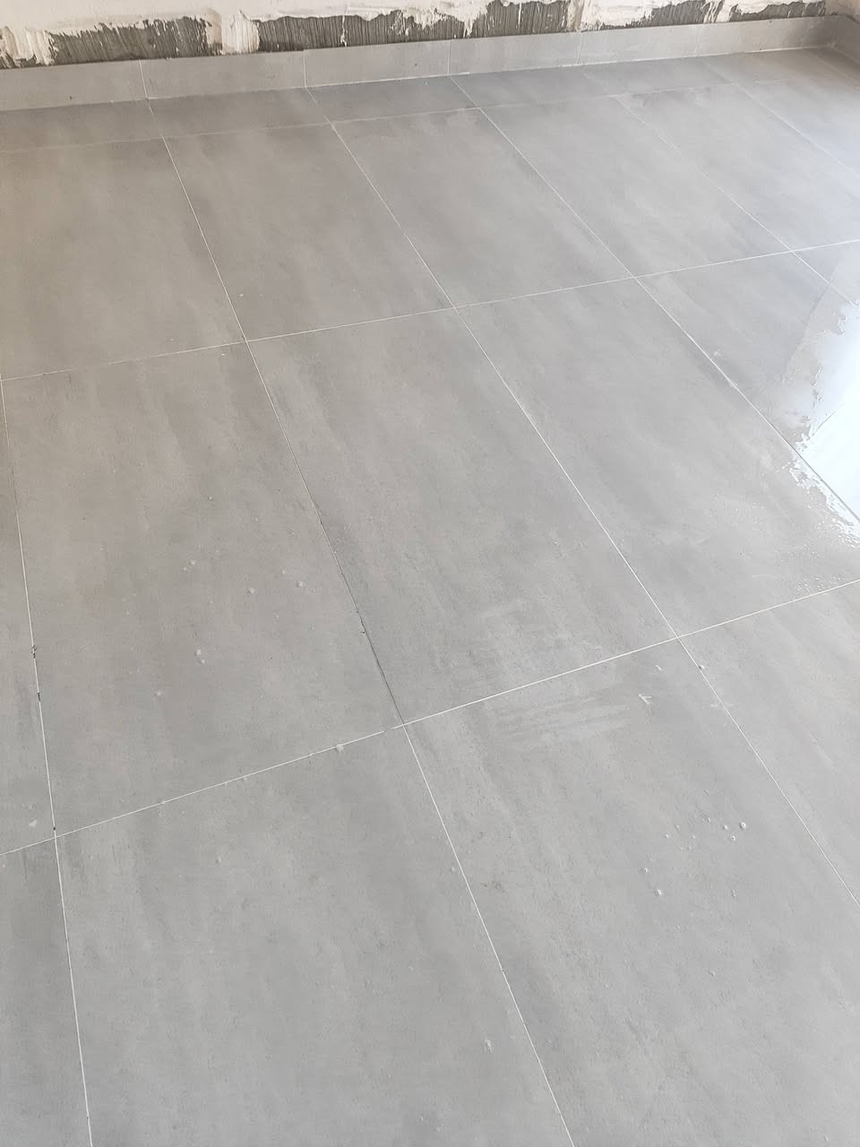 سلام عليكم اسطه كاشي شغل دراجه اولى تجي تشوف شغل كدام عين شغل نظيف مرتب هندسيه شرط اشتغل داخل كركوك فقط إستفسار اتصال ع رقم ***********
