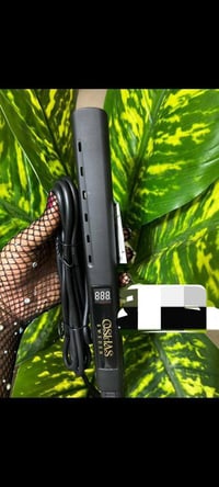 مكوة رفيعة • ٥١٠درجة • قفل أمان