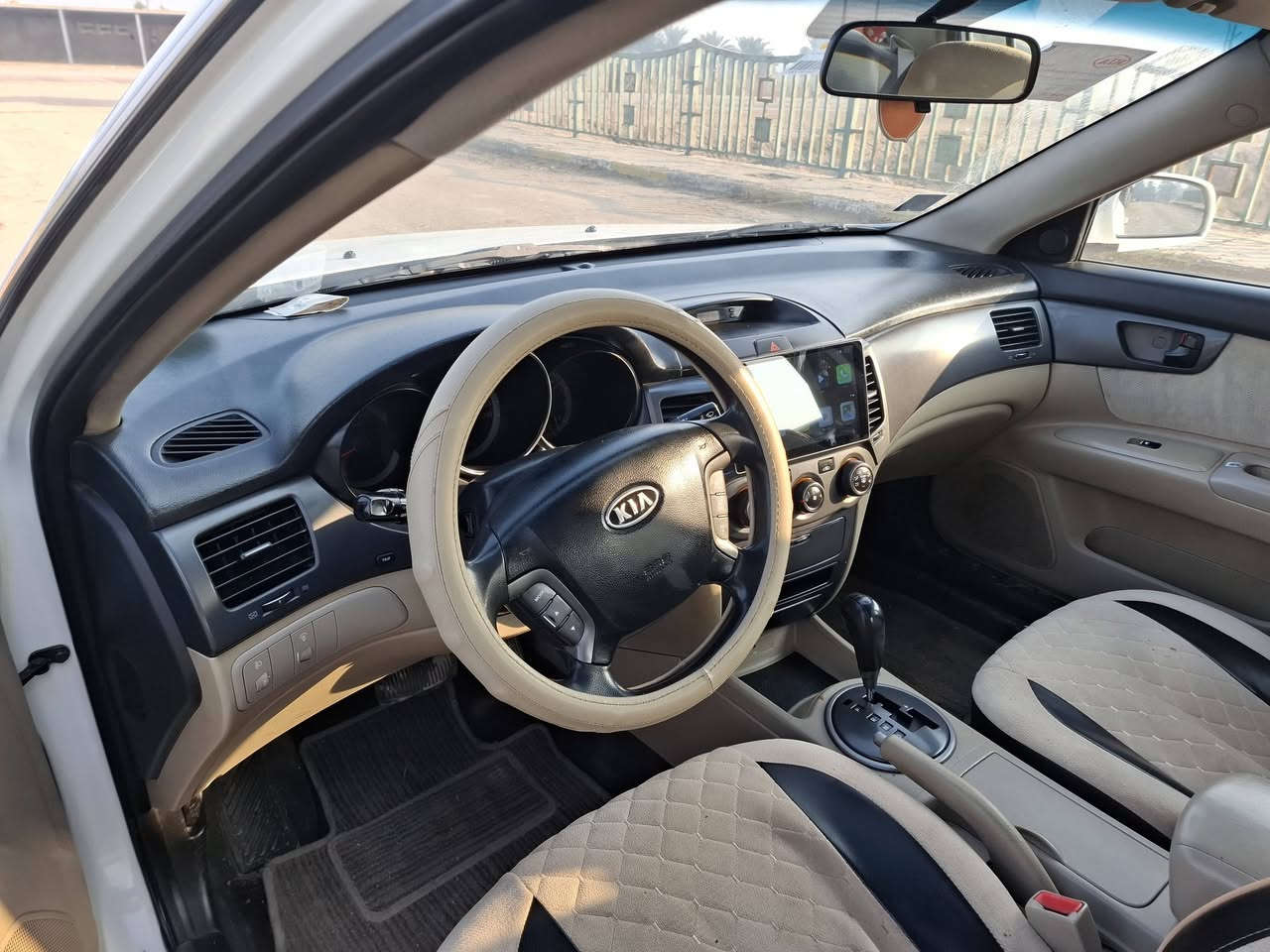 يا الله اللهم صلي على محمد وآل محمد 

سيارة اوبتما مديل 9 للبيع 
السيارة كامله ماتصرف عليها ربع
السيارة كير ومحرك مشدودات حاويه  تبريد تدفئة ع السويج 
محرك 2000 المرغوب 
السيارة بيها جاملغ خلفي مصبوغ اثر طخة  وبيها الخشم مالت الجاملغ الامامي معدل ع البارد ومكحل والبنيد من فتح الفيتر وبدل المكينه فتح البنيد ورجعه نفسه هسه يظهر بالسونار مبدل لكن هوه مامبدل 
وباقي السيارة كفاله
تحتوي على شاشة وكامرة  
السيارة موجودة فر محافظة بابل 
رقم بغداد انكليزي راعيها بالمحاويل ثاني يوم تداورها 
السيارة معروضه ب 120وبيها مجال 
الشراي يتفضل يتصل ع الرقم التالي ***********
