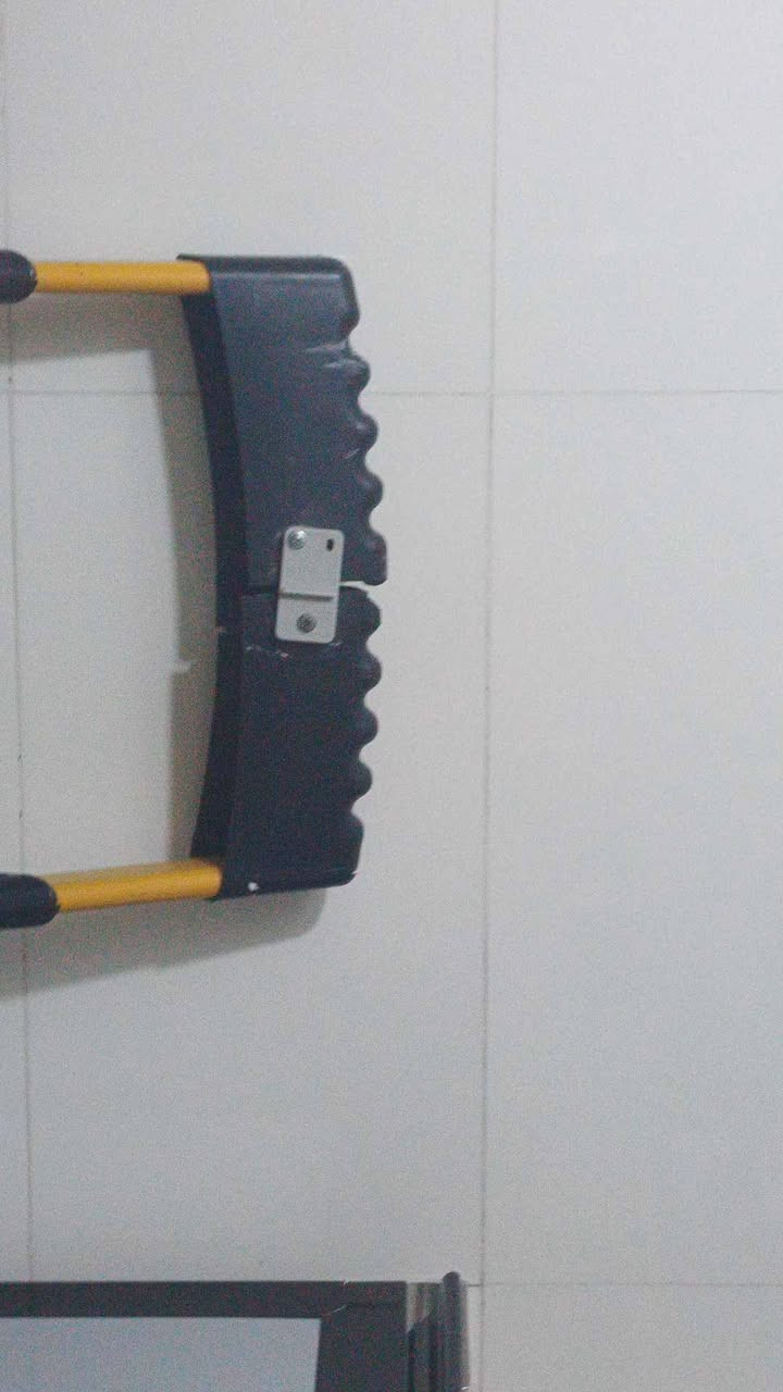 السلام عليكم درج 8 بايات للبيع نضيف كلش بس بي هاي مكسوره من فوك السعر 20 وبي مجال  المكان حي التراث مال البياع


**إذا كنت صاحب هذا الإعلان وتريد حذفه لأي سبب، رجاءا أرسل رسالة إلى الدعم الفني**