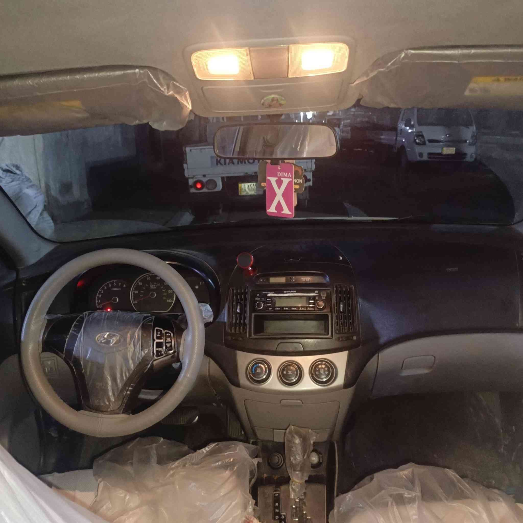 اسلام عليكم شباب عندي النتره القديم موديل 2010 وارد امريكي حادثهه جو القبق مال  البنزين والباقي ليبل واحد سياره خير من الله رقمهه كربلاء محرك 2000 مكاني بغداد حي الرأسه مال المعلمين رقمي *********** السعر 93 وبيهه مجال لطيبين
