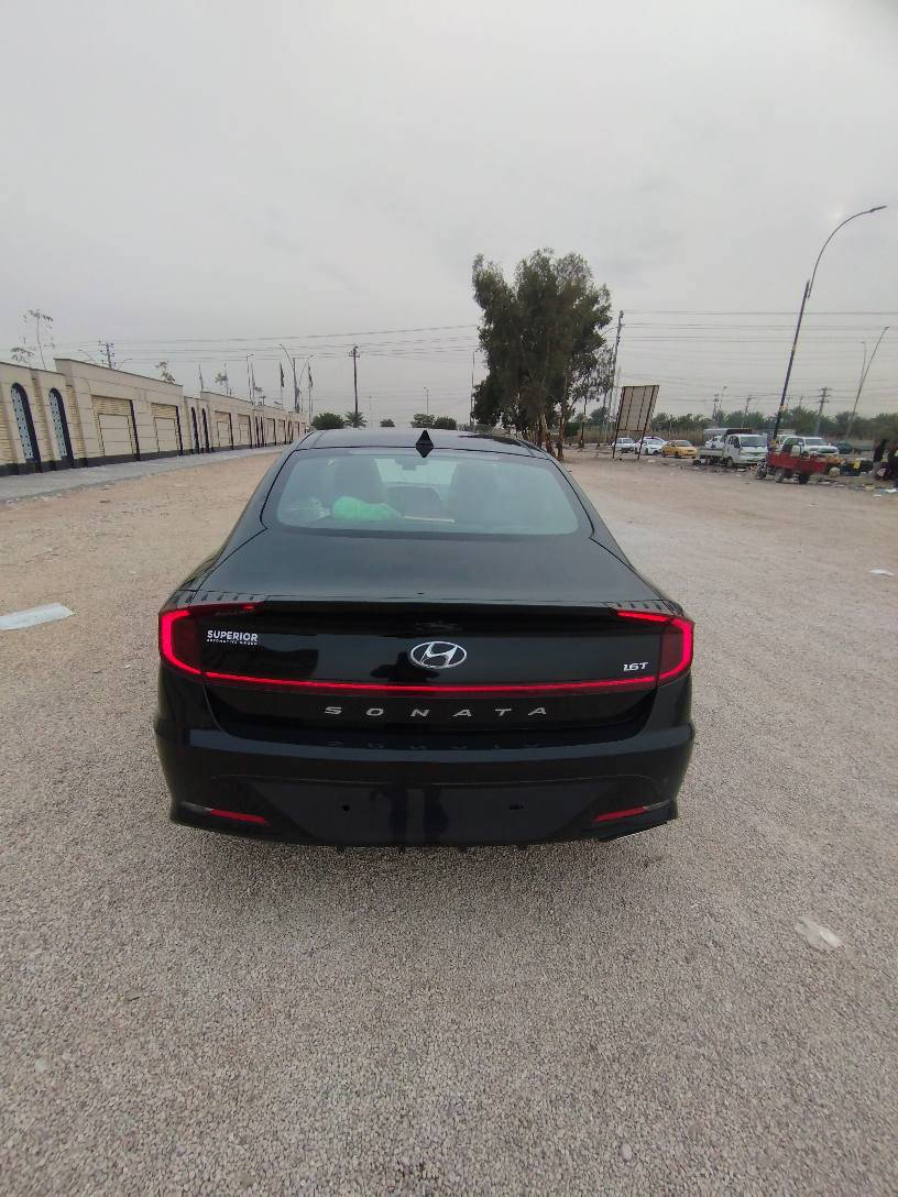 محرك السيارة 1.6 تيريو 
كير السيارة ATF ثمان سرعات 
بونراما قطعتين مع انارة LED داخلية واخاجية 
بصمة تشغيل المحرك+البوب بصمة لمس 
تشغيل عن بعد مع خدمة طوارئSOS 
كشنات جلد مع تدفئة + كهرباء 
صندوق ذكي 
سايد ابريك دكمة +وتو هولد + وتو بارك 
تحكمات ستيرن + شفتات ستيرن 
نقطة عمياء +تحديد مسار + قيادة ذاتية 
تبريد قطعتين 

وبعد بيهة موصفات اخوان سيارة ماشية ٦٥ ميل بدون رقم مدفوع كمرك مع ضريبة ترقيم على المشتري اوراق السيارة باسمي حادث فقط قبق جنطة وشوي من الجاملغ الخلفي مكان سيارة كربلاء 
سعر ١٧٣ $ وبيهة مجال 

رقم الهاتف *********** كربلاء, العراق
