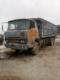 هينو اللبيع مكينة سكانية  تريد تفسيخ تريد كاملة 07832425016 السعر 10مل...