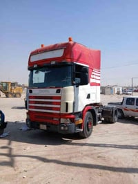 سكانيه لبيع موديل2002 محرك نجكتر لل تنقيص ولا تبخير كهربايان كلها شقال...