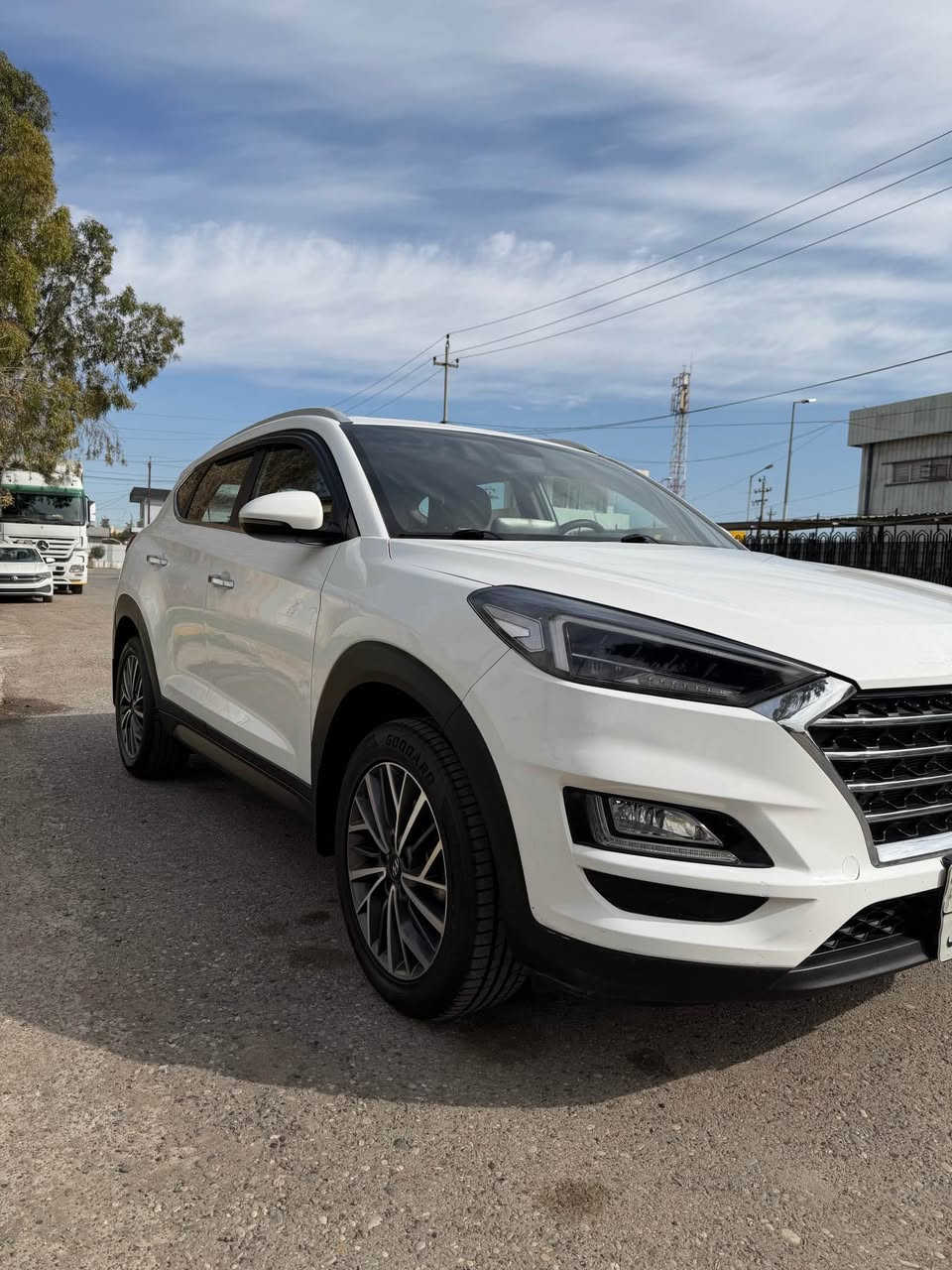 🚗 للبيع هيونداي توكسون 2020

· المنشأ: خليجي – كوري
· القير: أوتوماتيك (2 كوشين)
· (2 بسمة)
· حساسات: خلفية وأمامية
· الإضاءة: ليتات (5 عدسات)
· شاشة: Car Play
· أوضاع القيادة: 3 مودات
· المرايا: كهربائية قابلة للطي (مراية شفت)
· الماشي: 86,000 كم
· الحالة: فقط ١ pdr اثنين دعامی سبغ

💰 السعر: 19,300 دولار (193 ورقة)

📞 للتواصل:  ٩٦ ٢٣ ١٣٥ ٠٧٥١ 

هیۆندای تۆکسۆن ٢٠٢٠ 
خەلیجی کۆری 
دوو کوشین کارەبا 
٢ بەسمە 
حەساسی پشت و پێش 
لایت ٥ عەدەسە 
شاشە کارپلەی 
٣ مۆد 
ئاوێنە شەفت
٨٦ هەزار رۆیشتیە 
دوو پەنچە pdr هەیە لە پێشی بۆنیت لەگەر هەردوو دەعامی سبوغ کرایە لۆ جوانی 
سعری ١٩٣ وەرەقە مەجالەکی زۆر کەمی تێدایە 
٩٦ ٢٣ ١٣٥ ٠٧٥١ أربيل, العراق


**إذا كنت صاحب هذا الإعلان وتريد حذفه لأي سبب، رجاءا أرسل رسالة إلى الدعم الفني**