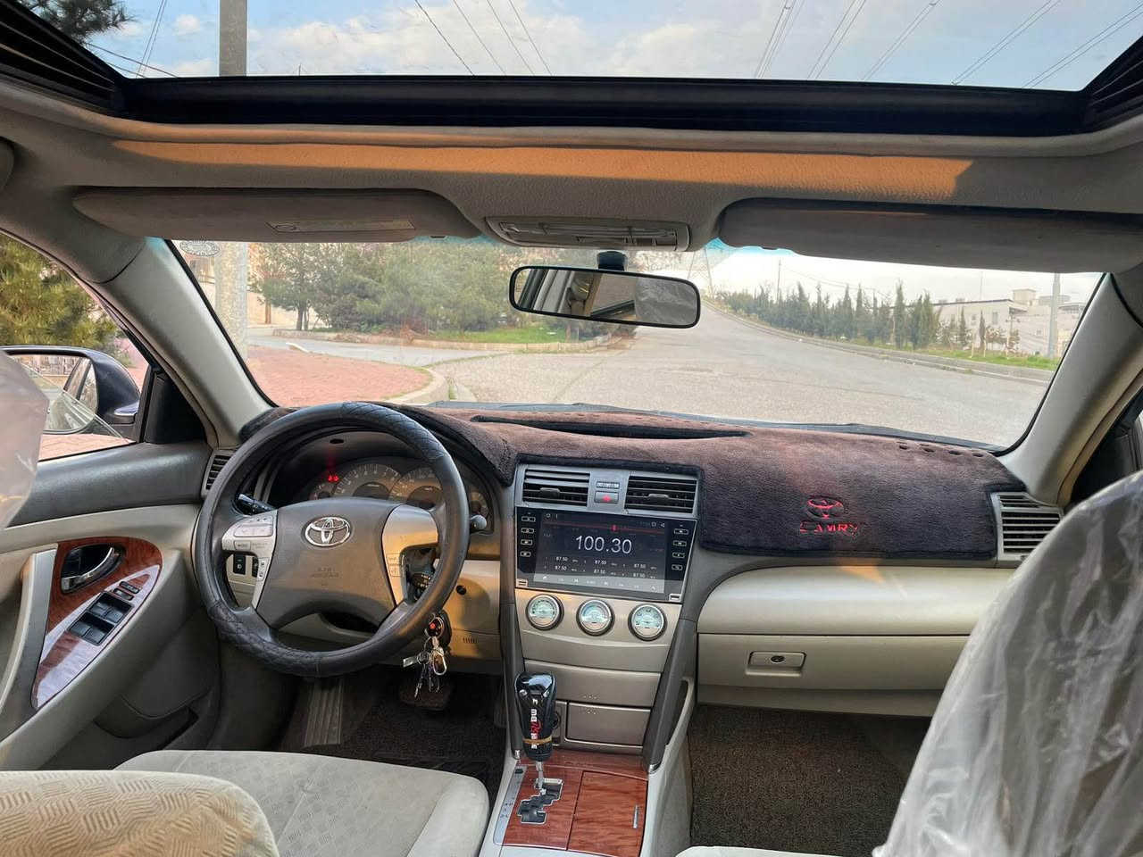 فررشتتي خيرا
٢٠٠٩

قه پات مواصه فات
تعديل سورعه
سلايد
په رده
سوكان ڤوليوم 
فورميكا
كاميره
شاشه
بلاجكتور
هه زه و به رادي تازه بوكراوه
....
بيش و دواي كراوه له٢٠١١
گيرو مه كينه و ته بريت به شه رت
تحويل و غرامه ي به شه رت
پارجه يه ك و دو به له ي بوياخه بي ناوگرتن پيش و دواي كه پسه
سعري١٠٠$
مه جاليكي كه م
***********
*********** السليمانية, العراق
