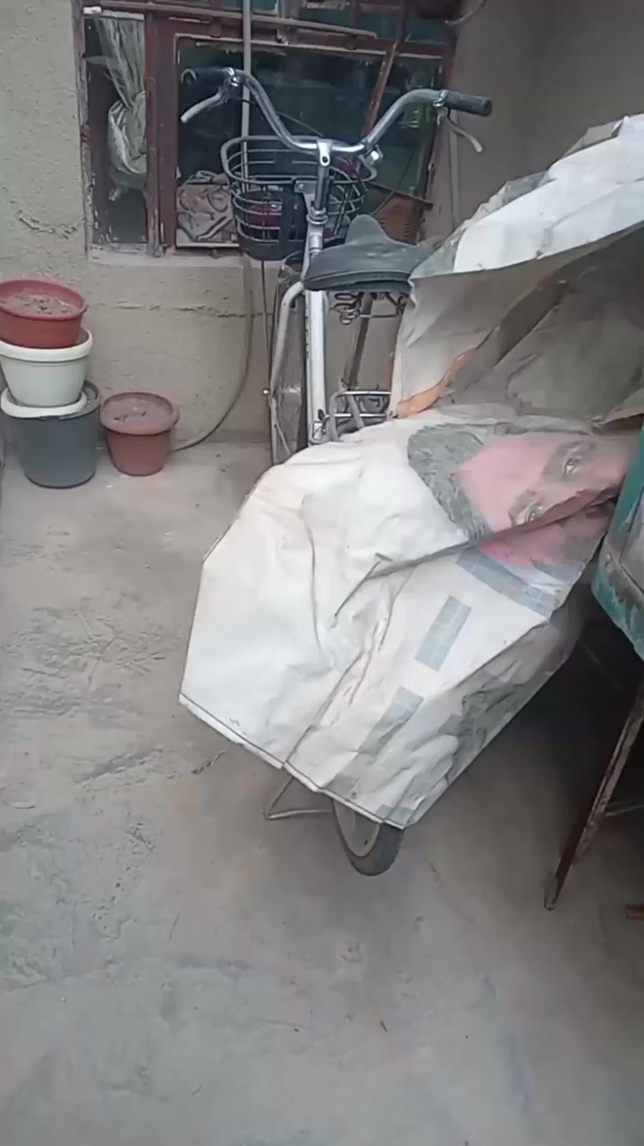 السلام عليكم بايسكل للبيع نضيف مماشي ابد حجم 27 ابيض مكان كركوك حي الأسرى والمفقودين السعر خاص وسعر مناسب


**إذا كنت صاحب هذا الإعلان وتريد حذفه لأي سبب، رجاءا أرسل رسالة إلى الدعم الفني**