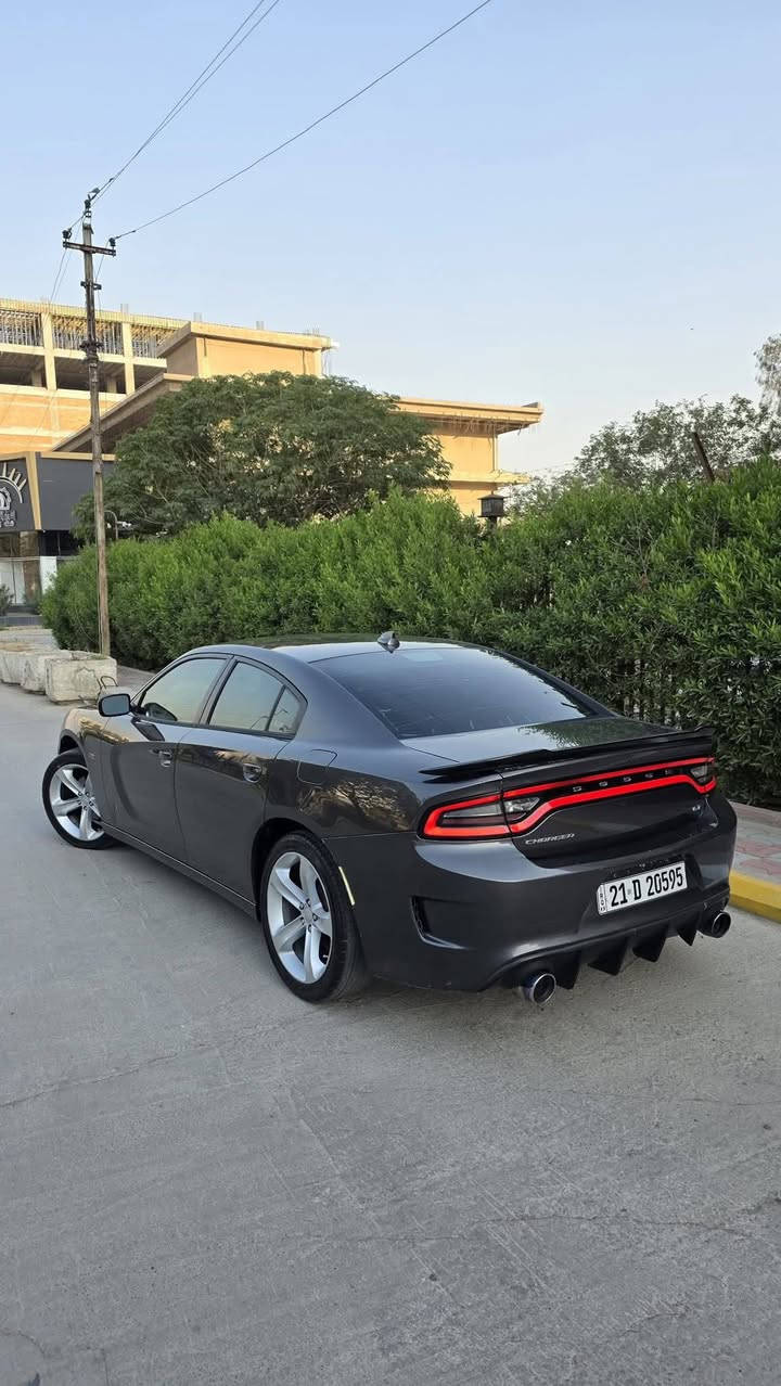 السلام عليكم
جارجر 2016  تو ويل
سته سلندر
رقم سليمانيه الجديد
ويل 20 
كشنات كهرباء 
داخل احمر
لايت زينون 
كير مكينه كفاله 
شاشه جبيره
هيترات بالكشن والستيرن
السياره بيهه منظومه غاز 
قطعه وحده صبغ فقط جاملغ امامي صبغ 
————————————————— 
السعر 167 ومجال بسيط ماتعامل بالتلفون الشراي يجي ويتدلل
***********
العنوان بغداد الدوره
