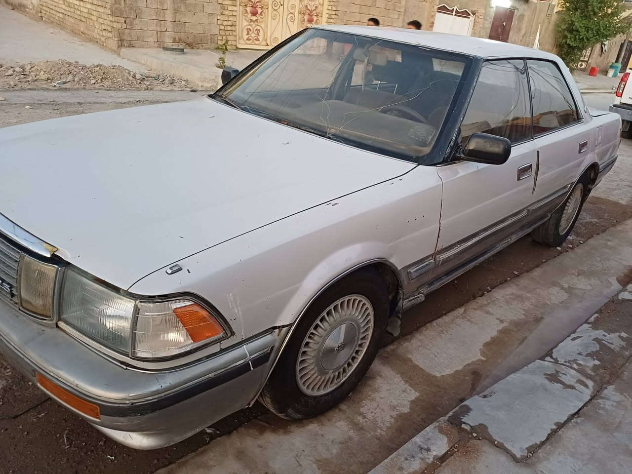 السلام عليكم هارتوب للبيع
رقم واسط 
موديل 91 
بلادي غير مصبوغة 
الصور كدامك وشوفه 
محرك 2500 نظيف جدا 
الكير بي تأخير البك فقط.
سيارة اعتمادية وين تريد تروح بيها روح .
السعر  45 .
***********
