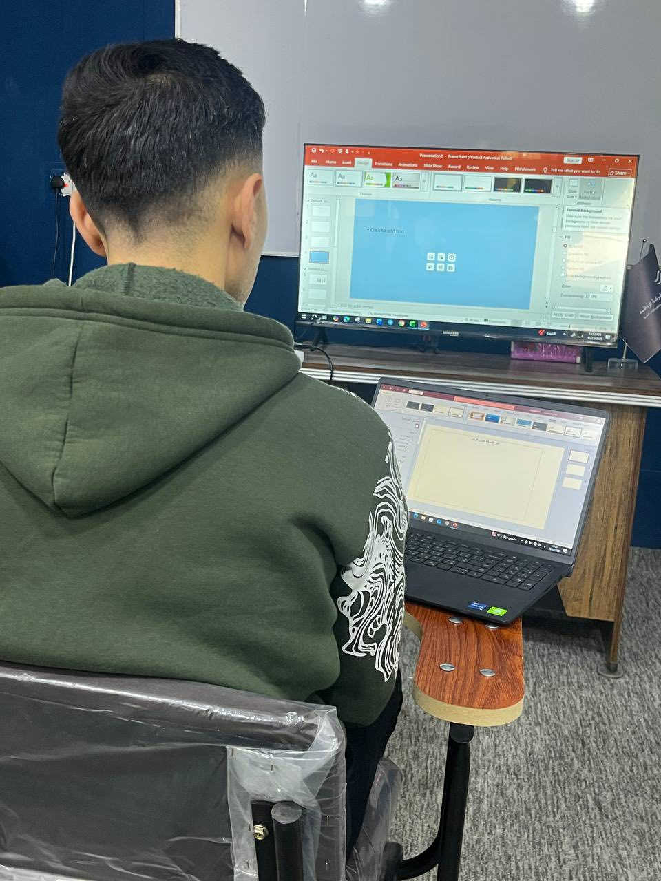 ⁨ جانب من  دورات الحاسوب والمايكروسوفت أوفيس التي تواصلها شركة الروافد للتدريب وتطوير الكوادر البشرية بكل التزام واهتمام، ضمن أجواء تدريبية تفاعلية تجمع بين الجانب النظري والتطبيقي.

🖥️ تدريب عملي
📚 متابعة مستمرة
🎯 تطوير حقيقي للمهارات
📈 خطوات ثابتة نحو التميز

🔄 دوراتنا مستمرة… ونجاح متدربينا هو الهدف..
#العنوان :-ديالى-بعقوبة-مدخل شارع خريسان—قرب تقاطع البلدة-فوق مطبعة الوطن
هـ/***********⁩
