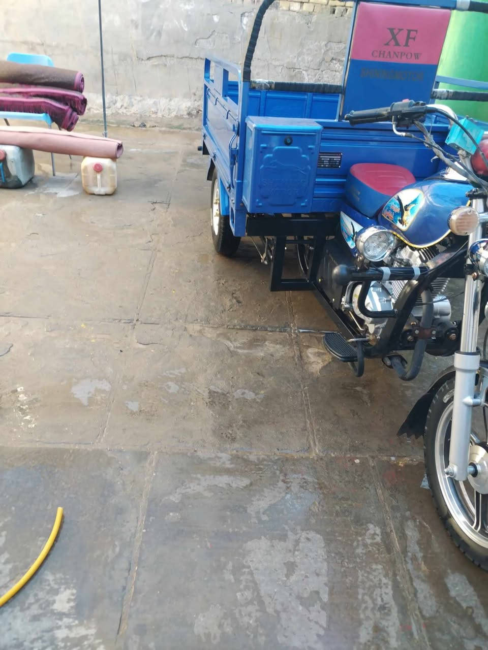 السلام عليكم ستوتة للبيع الشراي يتصل ***********
