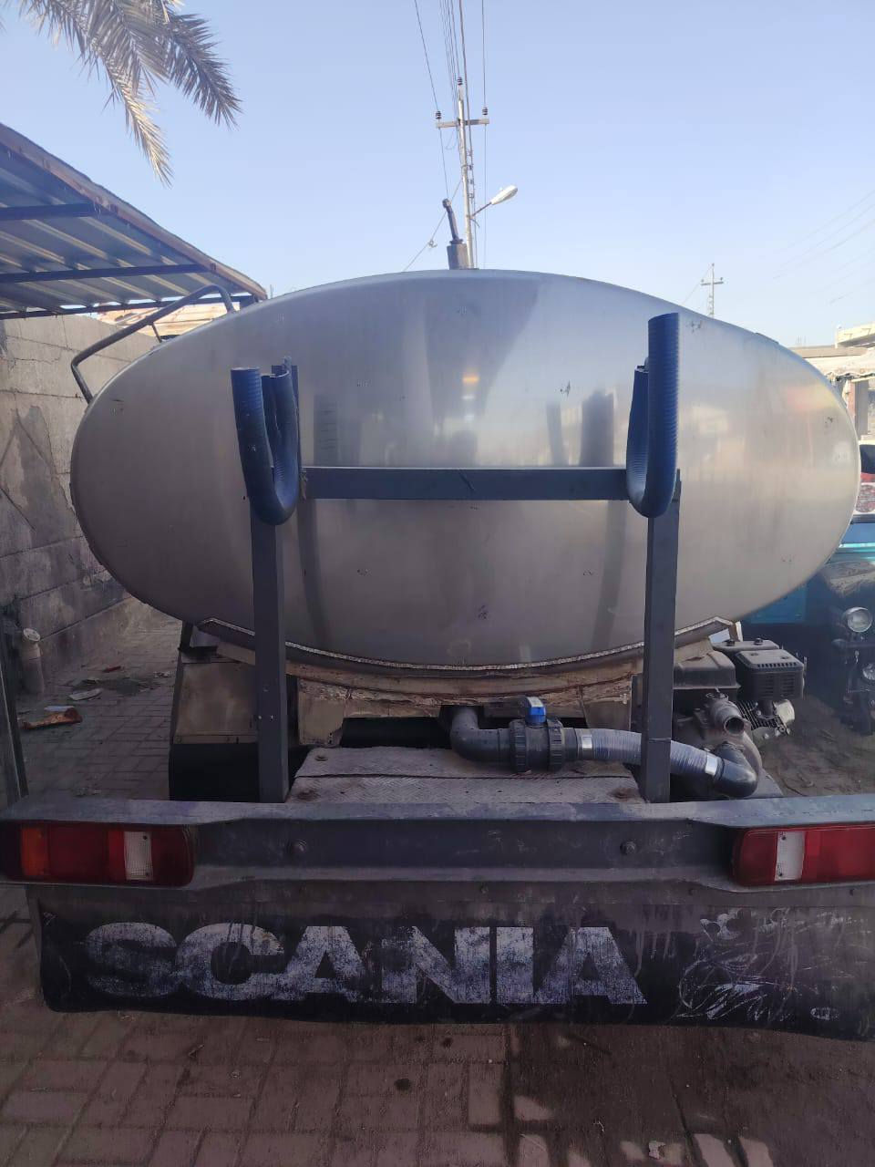 سلام عليكم ازوزه للبيع تانكي ستيل بسمي بسنويه تنكر ***********
