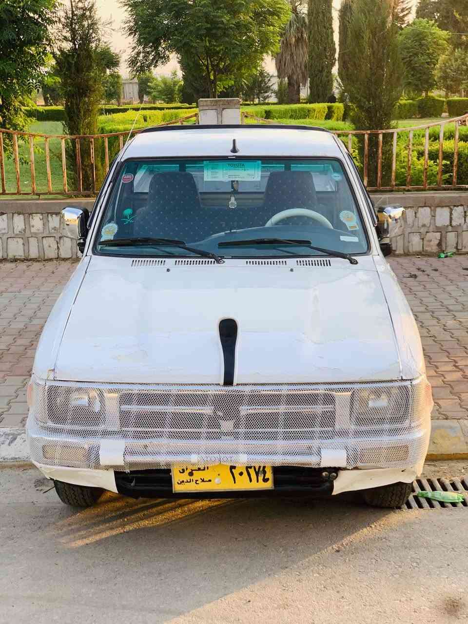 سەرەتا بەناوی خوای گەورە
توێتا هایلۆکس 1990چوار قولاپ سەیارەکە مەسروفە  کارەبای مەزبوتە تنوتۆڵە تەقەوڕەقەی بەشەرت خایسو ڕزوی نیە کامل بۆیاخە لەسەر ساغی چوار تایەو ویلی لۆکی لە ژێرایە سەیارەکە هی دەسی خۆمە هی مەعرەز نیە مسروفی کامل کراوە  تەحویلی ئەسڵی بەغایە 
جوابی چات نادەمۆ 
موشتەری تێل بکە 
لە هەڵەبجەیە(***********)
