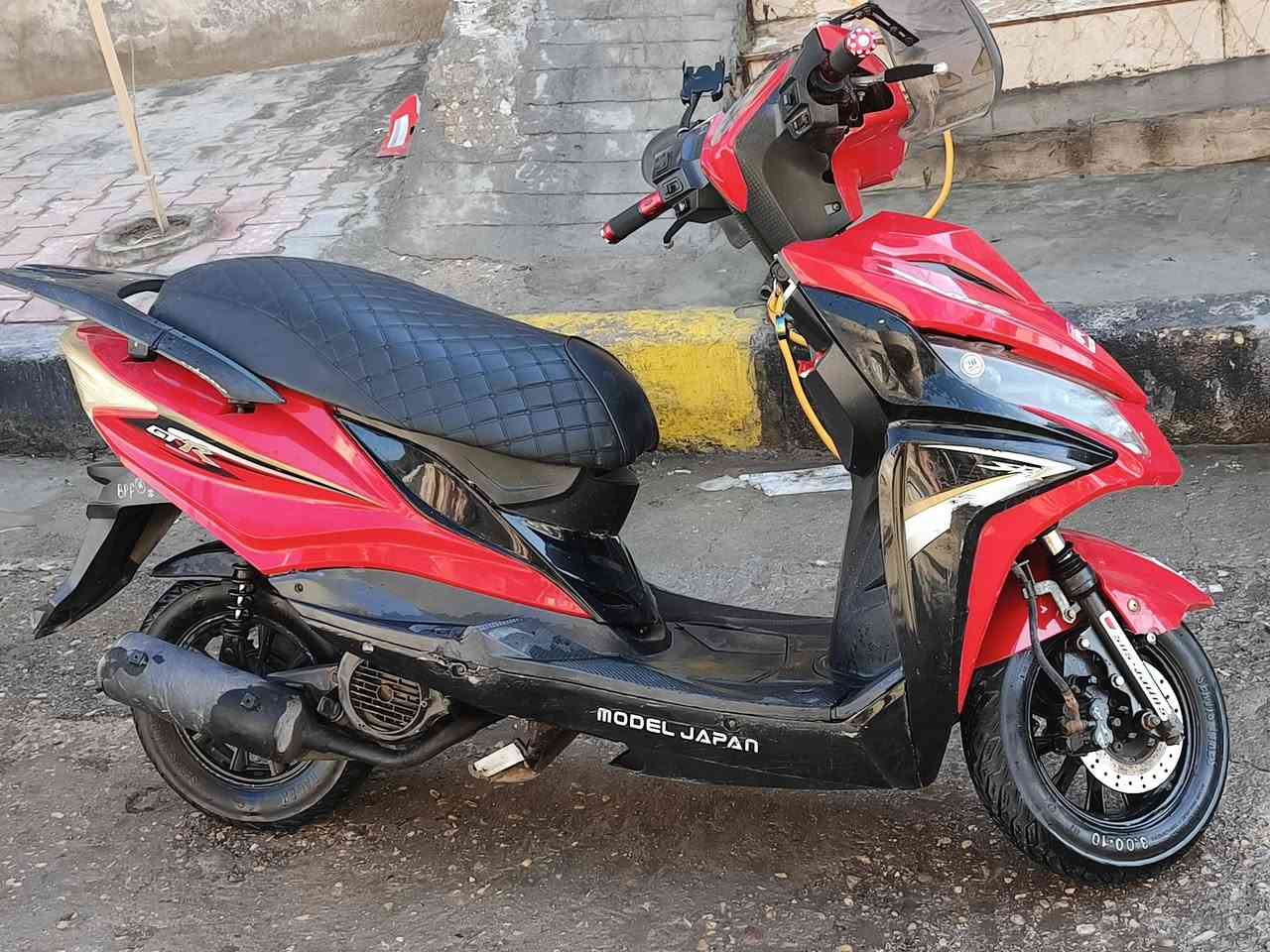 دراجة جامبو GTR
دراجة جامبو gtr من شركة هوشا دراجة كاملة كهربائيات سعر 350 مكان الكوت بيها مجال قليل ***********
