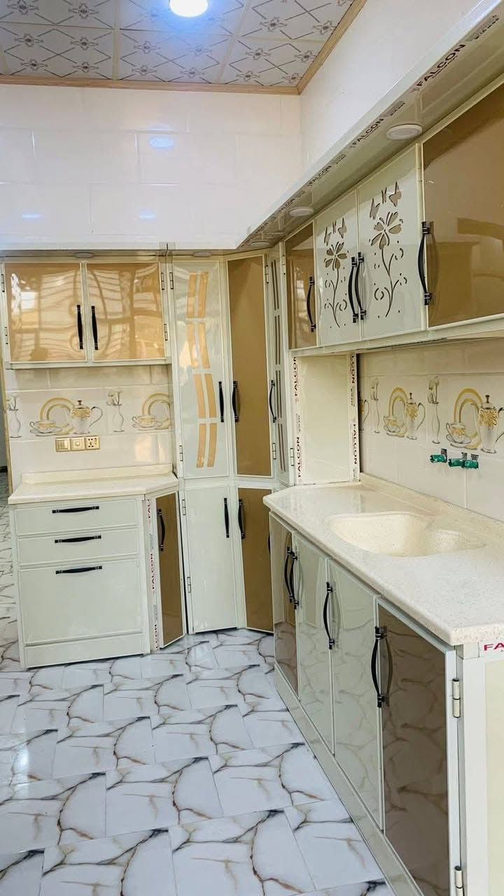 عروض معمل برج الذهبي الالمنيوم.. كاونترات نوع تركي ثقيل🇹🇷💯 سعر المتر 125 ألف  يشمل الشد والنقل ضمان 2 سنة المقطع 💯 بليت ثقيل الاستفسار أكثر الإتصال على الارقام التاليه
***********📞
***********📞
  فرعنا الأول  موصل الأيمن  موصل الجديدة فرع السايلو 
       فرعنا الثاني موصل الايسر  حي العربي
