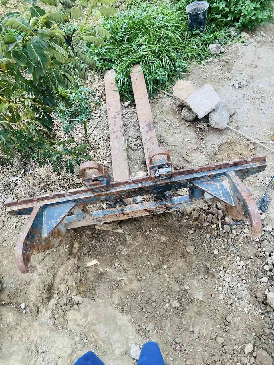 للبيع شوكيه 
مكان واسط صويرة شراي يتصل 

‭0789 174 0418‬
