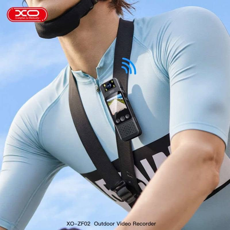 كاميرا تسجيل خارجية محمولة من شركة XO،
وتحمل الموديل XO-ZF02 Outdoor Video Recorder.

تُستخدم هذه الكاميرا ككاميرا جيب أو كاميرا ياقة (Body Cam) لموثقي اللحظات، الرياضيين، والمسافرين.🛠️ 

المواصفات الفنية المبرزة:
دقة الفيديو: تصوير عالي الدقة بدقة 1080P Full HD (بأبعاد 1920 × 1080).
الشاشة: شاشة ملونة مدمجة بحجم 1.33 بوصة (بدقة 240 × 240) لاستعراض اللقطات مباشرة.
عدسة قابلة للتدوير: تدعم ميزة الدوران بزاوية 180 درجة لتغيير زاوية التصوير بسرعة وسهولة.
الرؤية الليلية: مزودة بـ 4 إضاءات LED مخصصة للرؤية الليلية المساعدة في الأماكن المظلمة.
البطارية: سعة 1000 مللي أمبير، توفر وقت تسجيل مستمر يصل إلى حوالي 7 ساعات.
التخزين الخارجي: تدعم كارت ذاكرة خارجي من نوع Micro SD / TF حتى سعة 128 جيجابايت.
منفذ الشحن: يأتي بمنفذ من نوع Type-C للشحن السريع.

ضمان لمدة سنة من وميض الذهب


**إذا كنت صاحب هذا الإعلان وتريد حذفه لأي سبب، رجاءا أرسل رسالة إلى الدعم الفني**