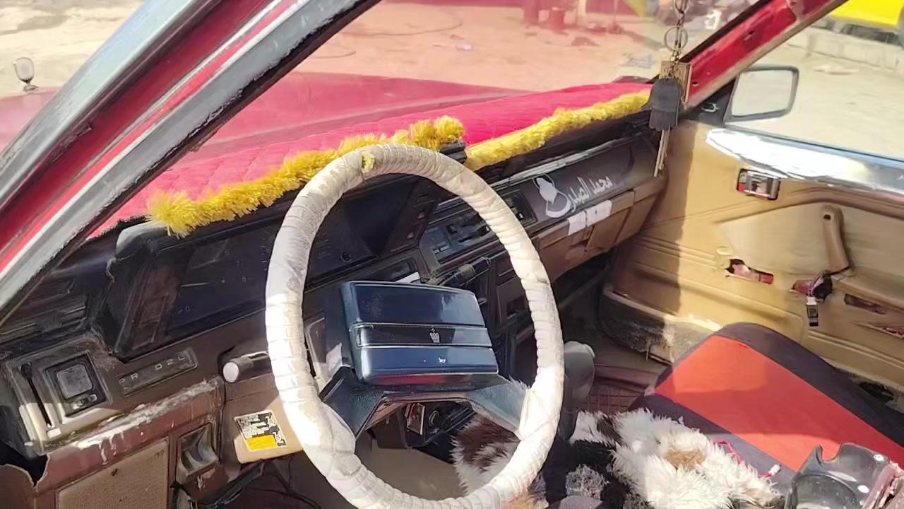 سلام عليكم ورحمة سوبر 85 مكفوله سياره بلاد مامسبوقه كير ومحرك خير من الله سياره بسمي مداور ثاني يوم سعر 42 وبيه مجال وهاذه رغم *********** مكان الناصريه الشطره
