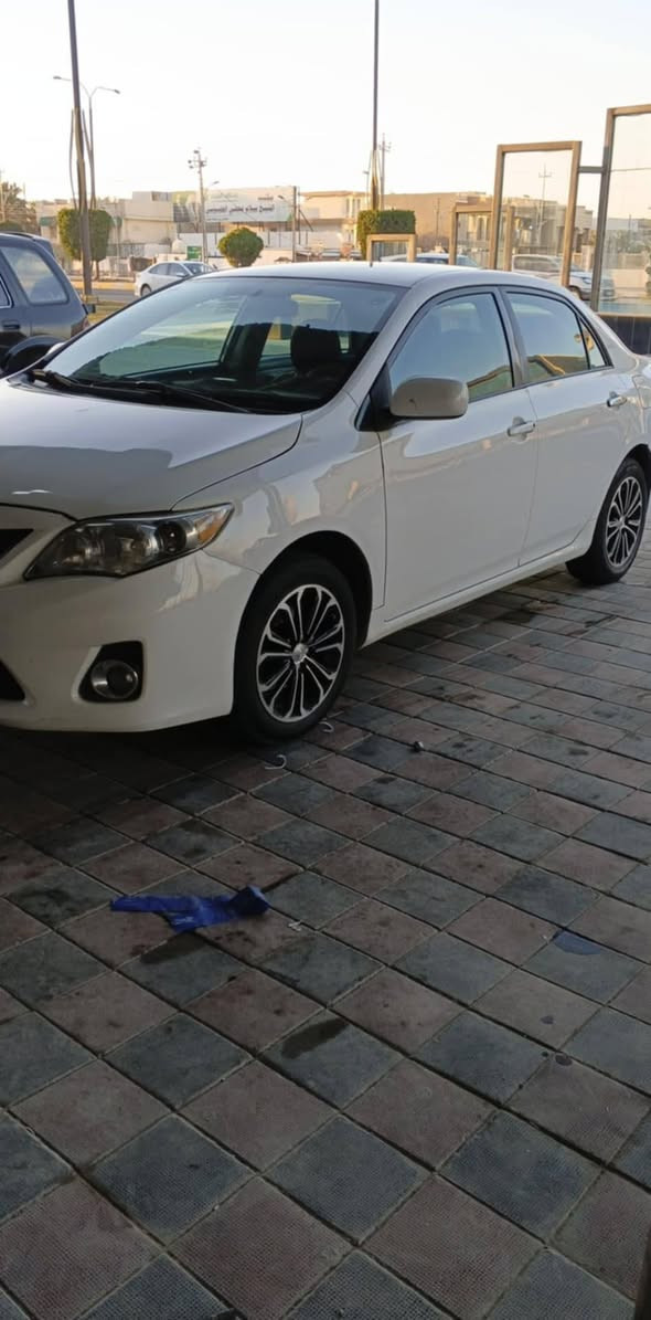 كورلا 2011 امريكي للبيع محرك 1800 السياره حلوه يعوزهه ترتيبات بسيطه بسعر 110 وبيهه مجال بسيط مكان السياره الرمادي


**إذا كنت صاحب هذا الإعلان وتريد حذفه لأي سبب، رجاءا أرسل رسالة إلى الدعم الفني**