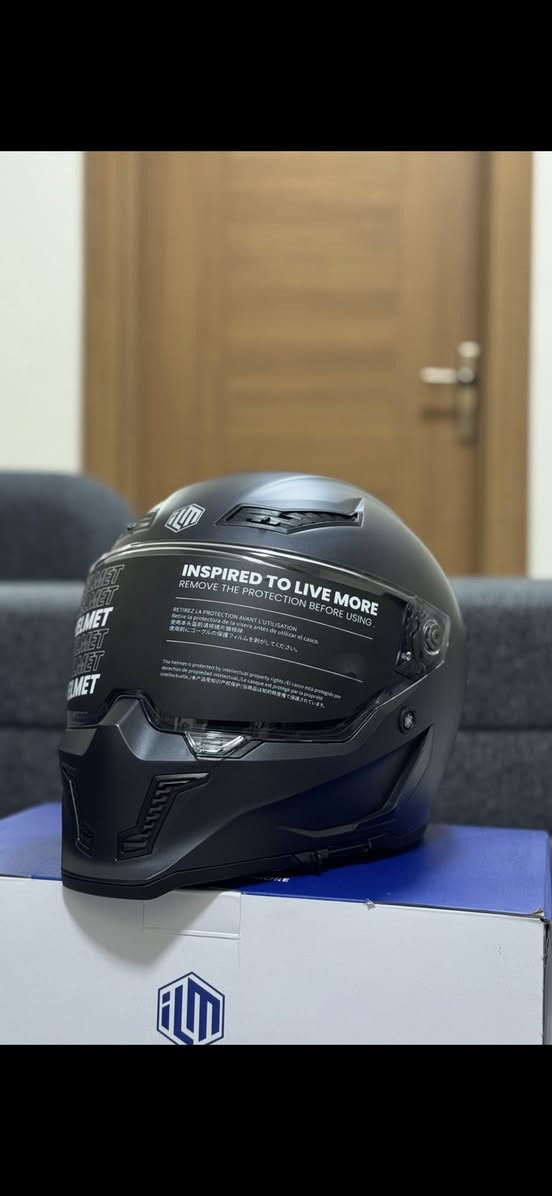 للبيع Kit سيفتي گامل اصلي 
يتضمن 

١- خوذة MF509 Pro  نسخة البرو مو العادية 
 قياس L
تحتوي شهاده سيفتي امريكيه و اوربيه 
ECE and DOT

٢- چفوف ILM اصلية قياس XL 
مدرعه من الامام وجف الايد بالاضافه تشتغل بلمس التلفون 

٣- سبيكرات اصلية كامله هي ووحدة التحكم الخارجية صوت عالي وواضح بالاضافه لمايك للاتصالات 

٤-جامه سودة مضلله اصلية + جامه بيضة شفافه 
الاثنين من شركه ILM اصليات 

٥- قطعه Pin Lock تنشد على الجامه 
تحميك من الضباب بالسياقه وواضحة 

٦- لثام ILM اسود امريكي اصلي 

٧- حقيبة ظهر قماش للخوذة 
+ الصندوك الكتلوك وحتى ستكرات وكل ملحقاتها وياها موجودة 

مامتوفر عندي توصيل 
مكاني البصرة 
متوفر ماسنجر
السعر 450 الف 
كلشي مكفول حتى من الشخط .


**إذا كنت صاحب هذا الإعلان وتريد حذفه لأي سبب، رجاءا أرسل رسالة إلى الدعم الفني**