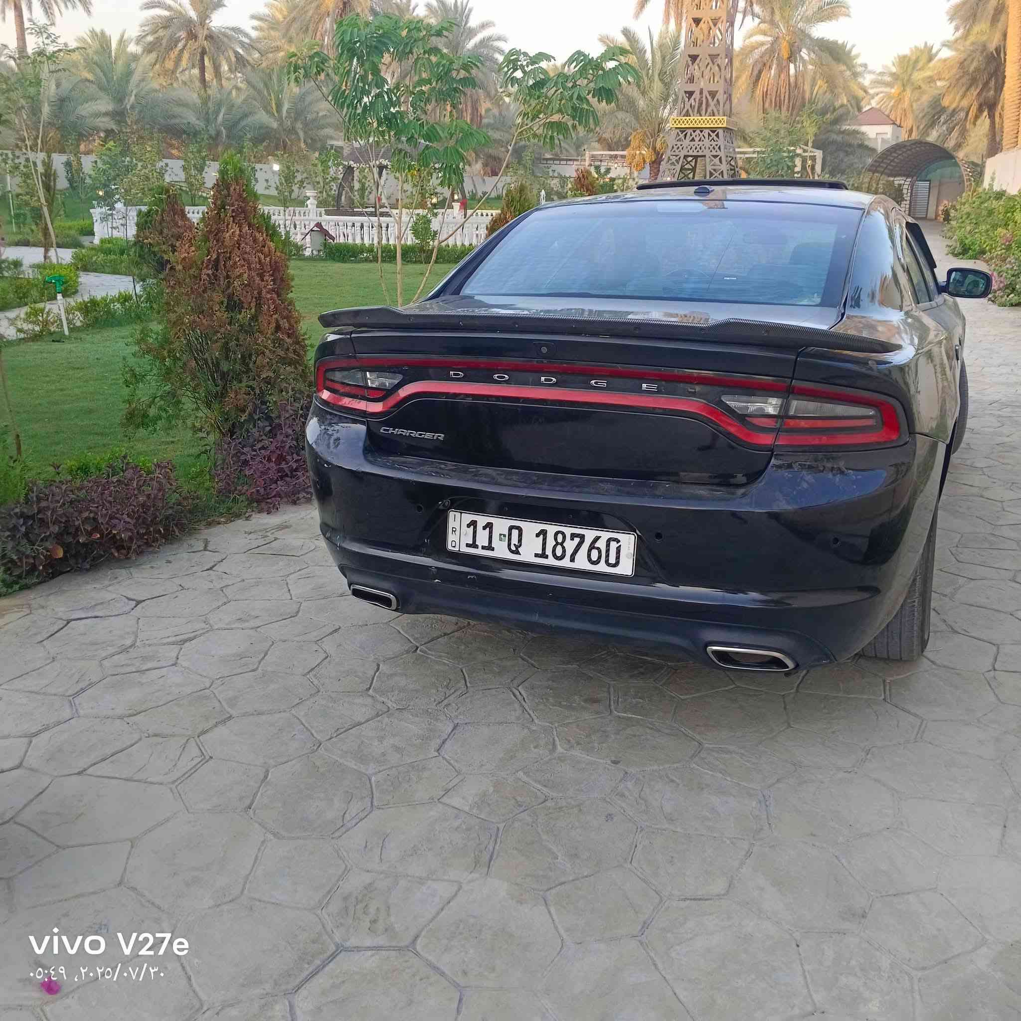 السلام عليكم ورحمة الله وبركاته
جارجر sxt بلص  محرك 3600  موديل 22 أصل رقم بغداد باسمي 
ماشية 31الف 
فول مواصفات 
فتحة سقف 
كشنات جلد 
تدفئة كشنات خلفية 
تدفئة +تبريد كشنات امامية 
تدفئة ستيرن 
بصمة ابواب +صندوق
ويل 18 ابلادي عليهن تخم تايرات اصلي 
منضومة زنزن 200 دولار 
السيارة جديدة وخير من الله بمعنى الكلمة ما تصرف ربع عليهه 
 خط مامشتغلة مال بيت 
السعر 170$ وبيهه مجال 
للعلم السيارة مصبوغة عام 
مامتواجد على الخاص للاتصال ***********
 واتس اب موجود 
العنوان بابل
