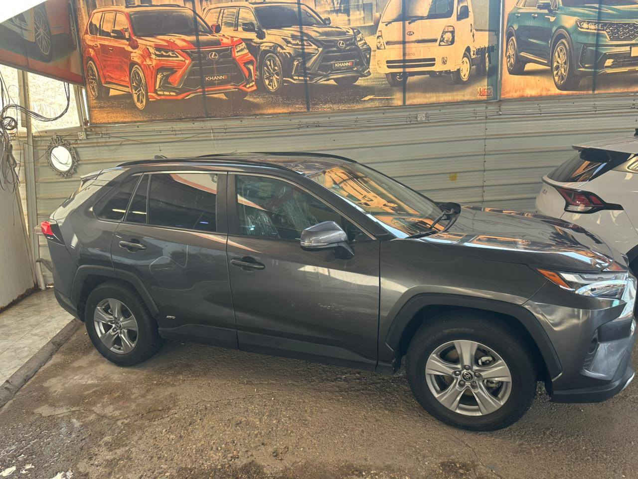 تويوتا راف فور XLE 2024 هايبرد
بصمة , فتحة , حساسات , رادار امامي خلفي 

نقاط عمياء , فور ويل , كشنات كهرباء , تبريد قطعتين ....

عدد المسافات : 7 الاف ميل 

السعر 185$ وبيه مجال للشراي فقط

تترقم جميع المحافظات عدا الشمال

*الرقم مجاني فقط رسوم الترقيم *

للاتسفسار واتساب ***********
