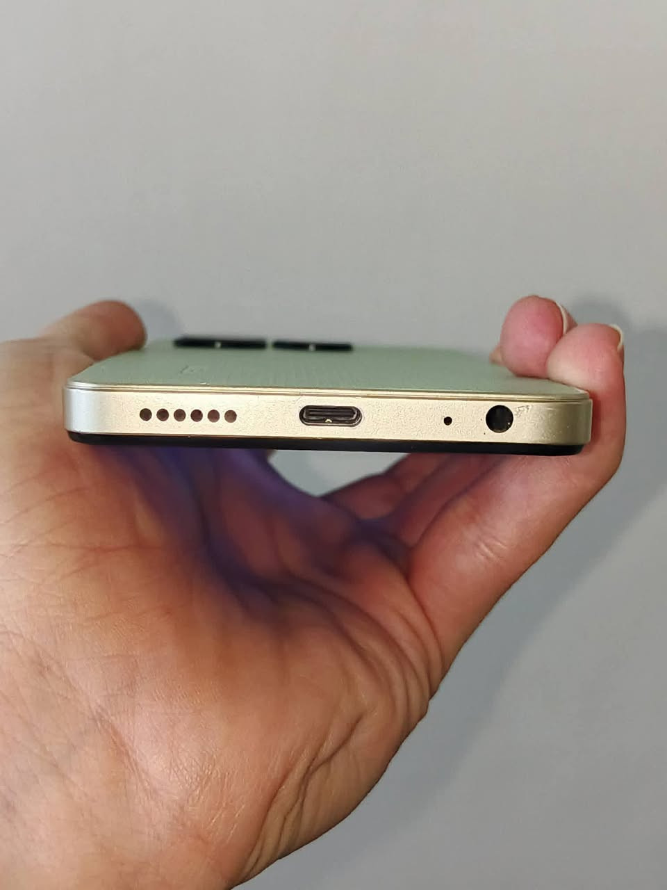 اسلام عليكم تكنو سبارك جلد ذاكره128 سعره150 رقمي***********
