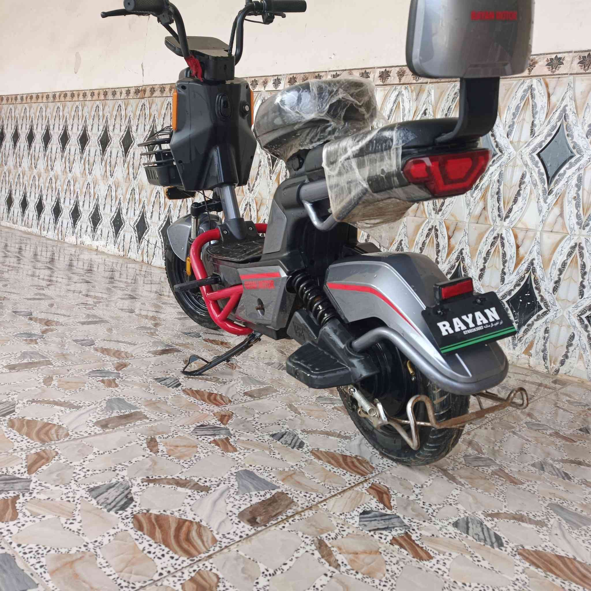 سلام عليكم درجة شحن البيع باتري 4كبير  من شركة ريان   السعر 350 وبي مجال التواصل ‏‪***********‬‏‏
