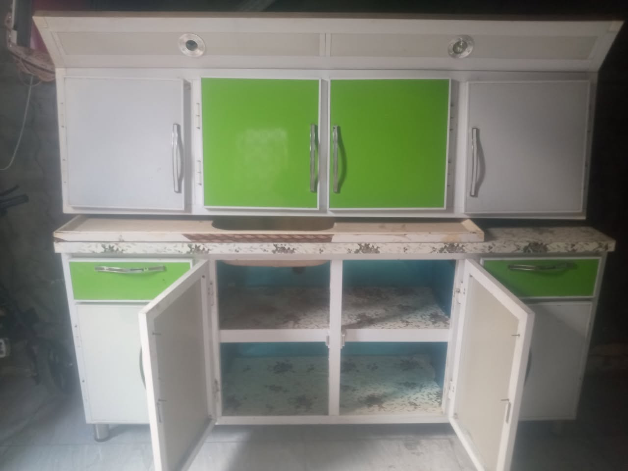 صوب شغل فول غاز كهرباء سعر 50. كونتر تسكام مترين مثل ما واضح  سعر 180. مجمد حجم  14قدم سعر 100بابل يوجد توصيل ***********
