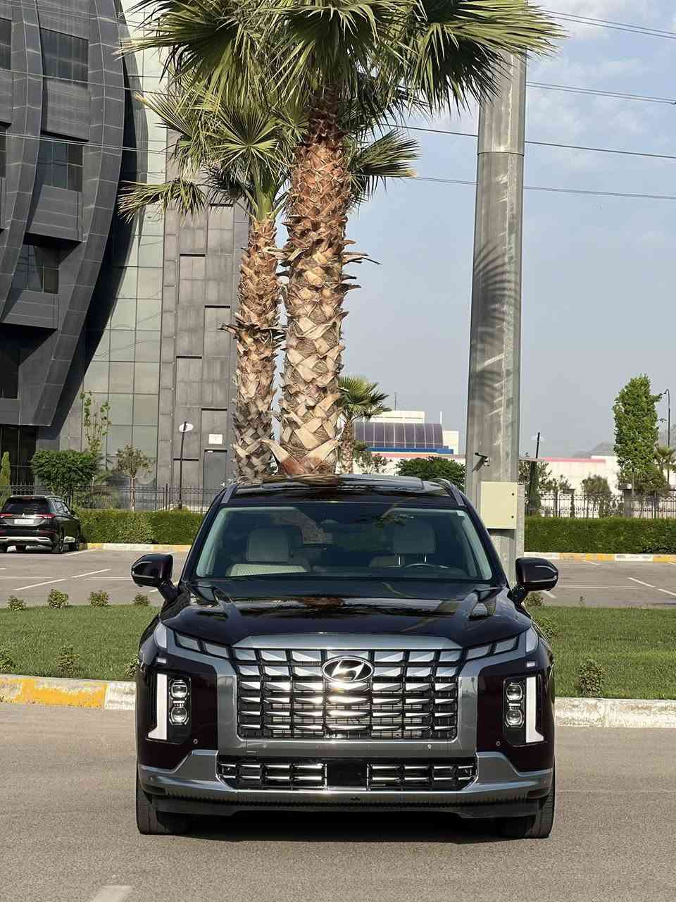 هيونداي بليسايد كلكرافي 2024
‏Hyundai Palisade, Calligraphy
كلكرافي تجي اعلى فئة بالبليسايد فول مواصفات 1/1 
ماشية 43 الف ميل فقط  محرك 6 سلندر 3.8L 
السيارك كاتى بدون رقم تترقم شمالي دهوك اربيل سليماني 
مكان السيارة دهوك ،
 السيارة بدون صبغ بدون تعديل بارد
ضرر السيارة فقط بالدعامية الامامية و ايرباك ستيرن
بدون دواخل شرط كير و محرك بشرط 
السعر : 295$ ورقة و ببها مجال
للتواصل : اتصال او واتساب فقط
***********
***********
يتوفر داخل المعرض بيع بالاقساط
