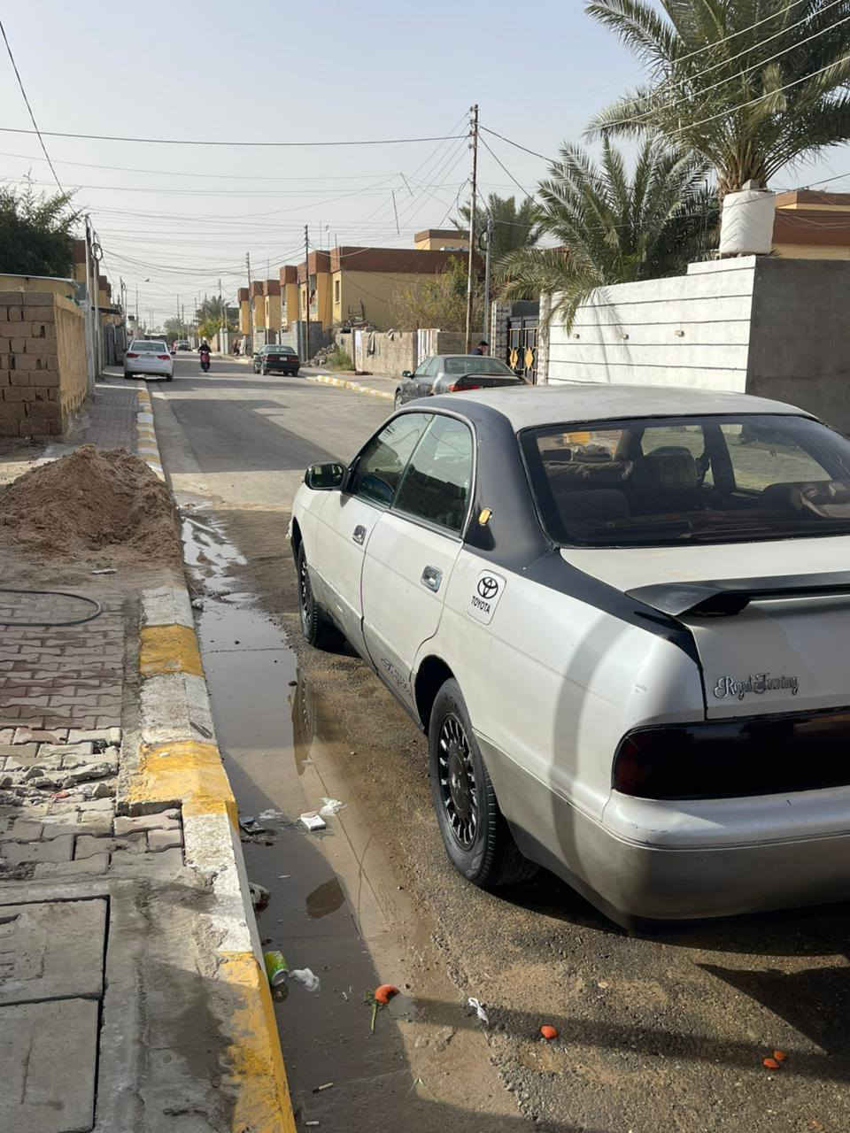 بطة متصل موديل 93 رقم انبار تحويل ثاني يوم سيارة جاهزة من كلشي تبريد ثلج تدفئة كهربائيات كلها شغالة كير ومحرك نظيف جاهزة من كلشي مكان السيارة الانبار الحبانية السيسي
السعر 50 وبيها مجال 
رقم الهاتف ***********
