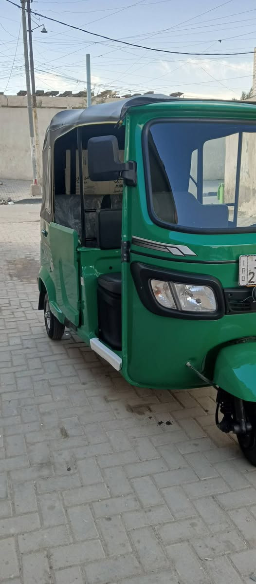 TVS
رقم وسنويه مديل 23 طالعه ب 24بصمه كفاله بدي ومحرك 
سعر تسعه وربع ***********
