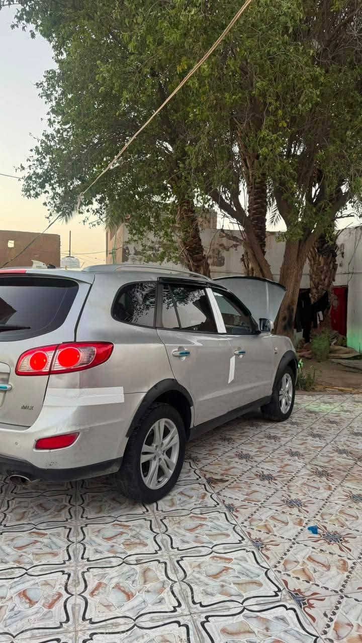 اسلام عليكم سنتافيه كاز كاز  ادوات ادوات مديل ١٢ بيه رقم وسنويه شماليات مكان السياره بابل  للتواصل للبيع او مراوس ***********
