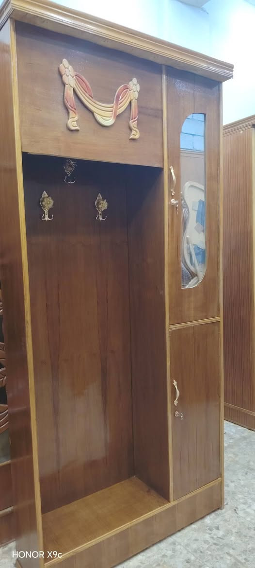 السلام عليكم غرفه كامله ام ام السته طابقين  شغل درجه ثانيه نظيفه كلش مستعمله غرفه جاهزه وكامله اي نقص ما بيها الوجه صاج 5 ملي شغل سوقي نظيف الغرفه كلش سعر 650 شامل التوصيل مجاني داخل النجف *********** واتساب موجود مكاني نجف ناحيه الرضويه قرب الجسر مال الرضويه
