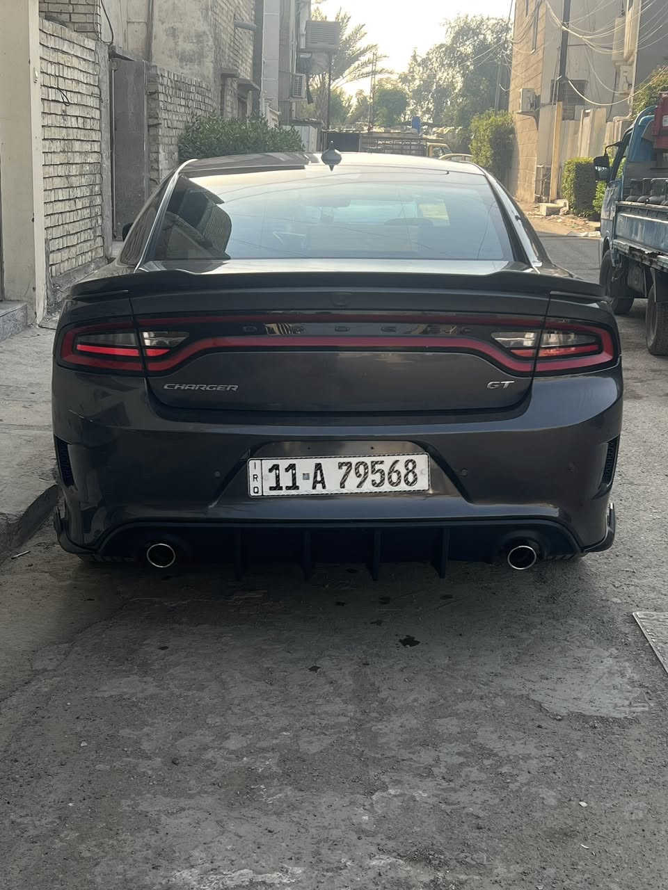 جارجر gt موديل 2022 للبيع فقط
سياره كلش نضيفه وجديده 
حادث جاملغ وبنيد وقبق جنطه مصلح تقرير مخدرات 
ويل 20 جيتي 
شفتات سترين 
ومواصفات الجيتي المعروفه 
سعر 200 $ 
 مكان بغداد المشتل 
رقم ***********
