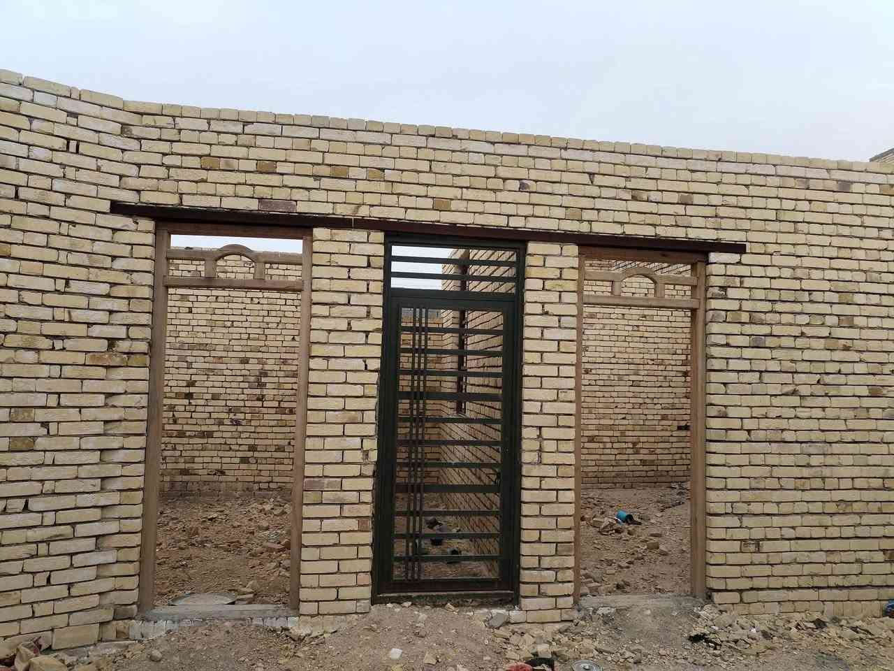 هيكل للبيع بناء طابوك المساحه 200 بكاع وسام ال  خلف مدرست الحبيب المصطفى ***********6
