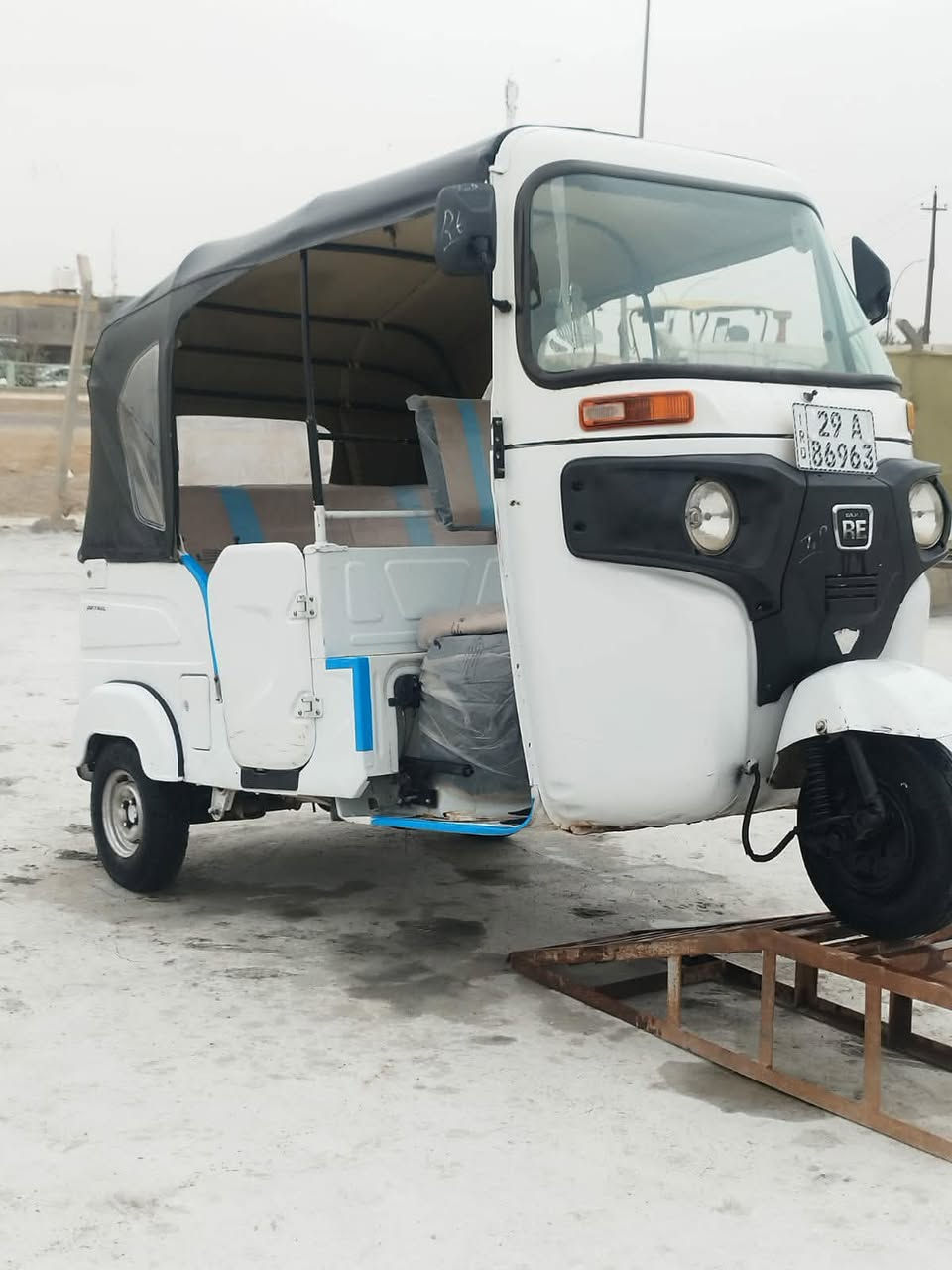 سلام عليكم
تكتك 21 شهر 8 
رقم واسط نكليزي تحويل ثاني يوم
مكاني قضاء النصر
***********
